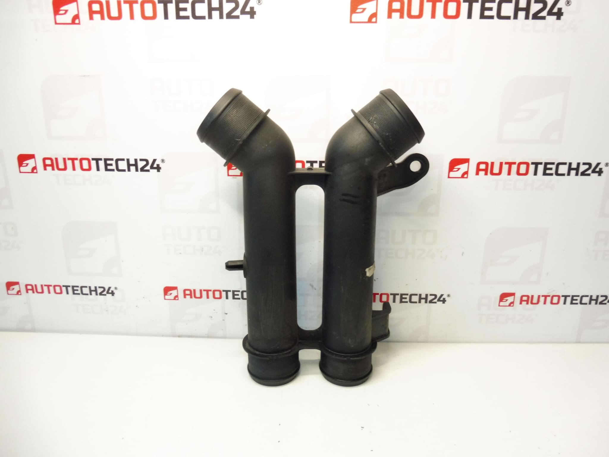 Zračni priključak 1.6 HDI Citroën Peugeot 0382EE