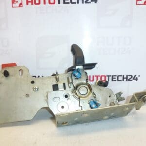 Brava na lijevim bočnim vratima Citroën Berlingo II 8726F5