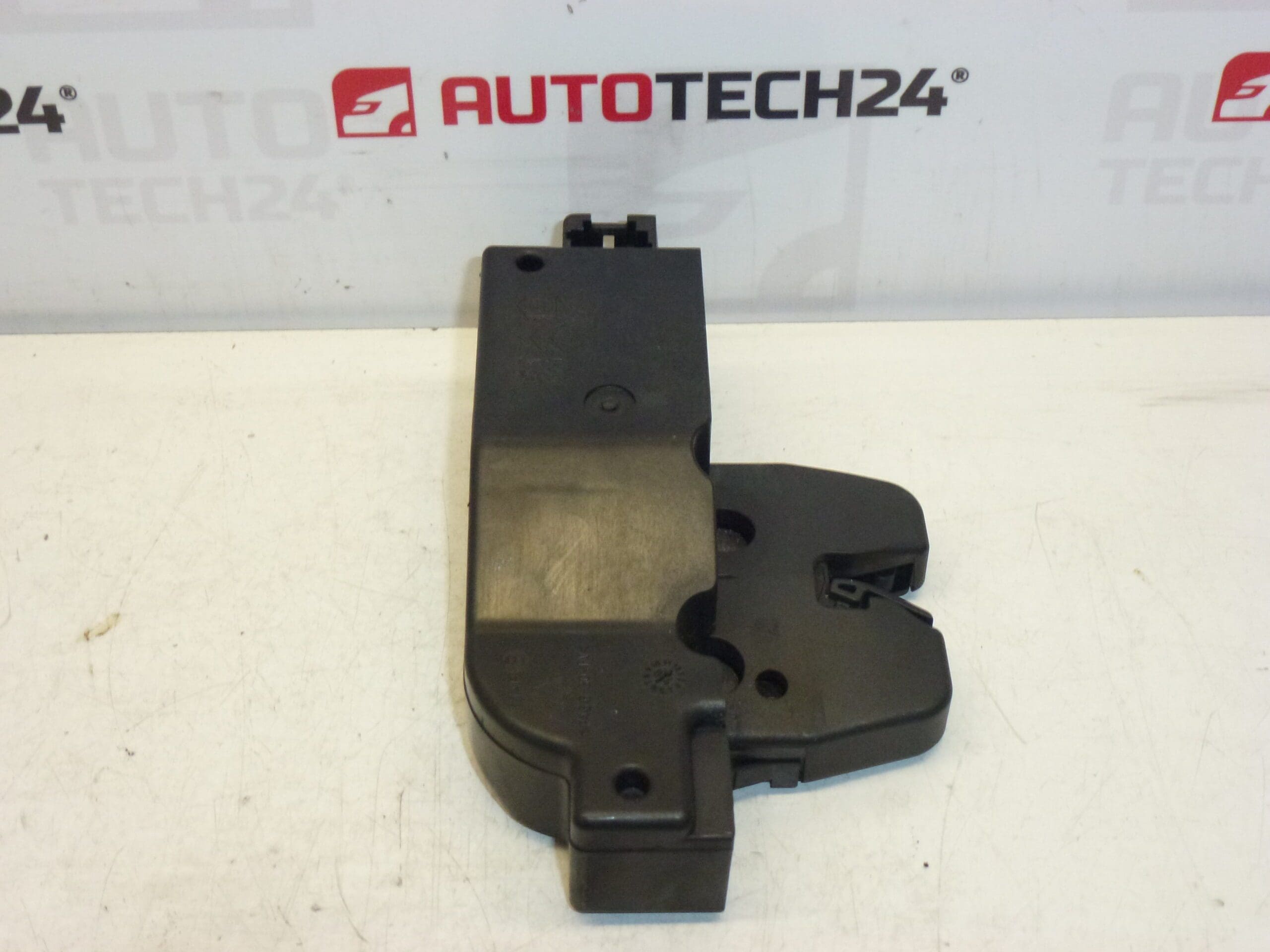 Zaključavanje Stražnjih Vrata za Citroën i Peugeot 9646091480 8726N9 - Slika 2