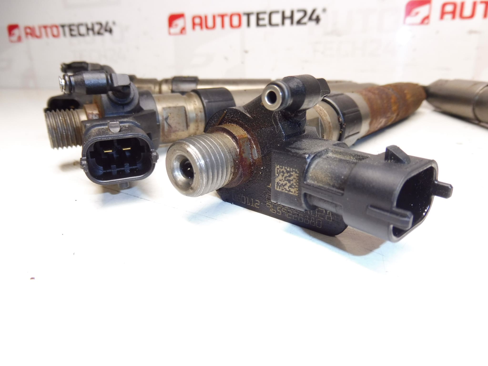 Set Bosch dizni 2.2 HDi, prijeđeno 128000 km, 044515025, 1980J8, 9659228880 - Slika 2