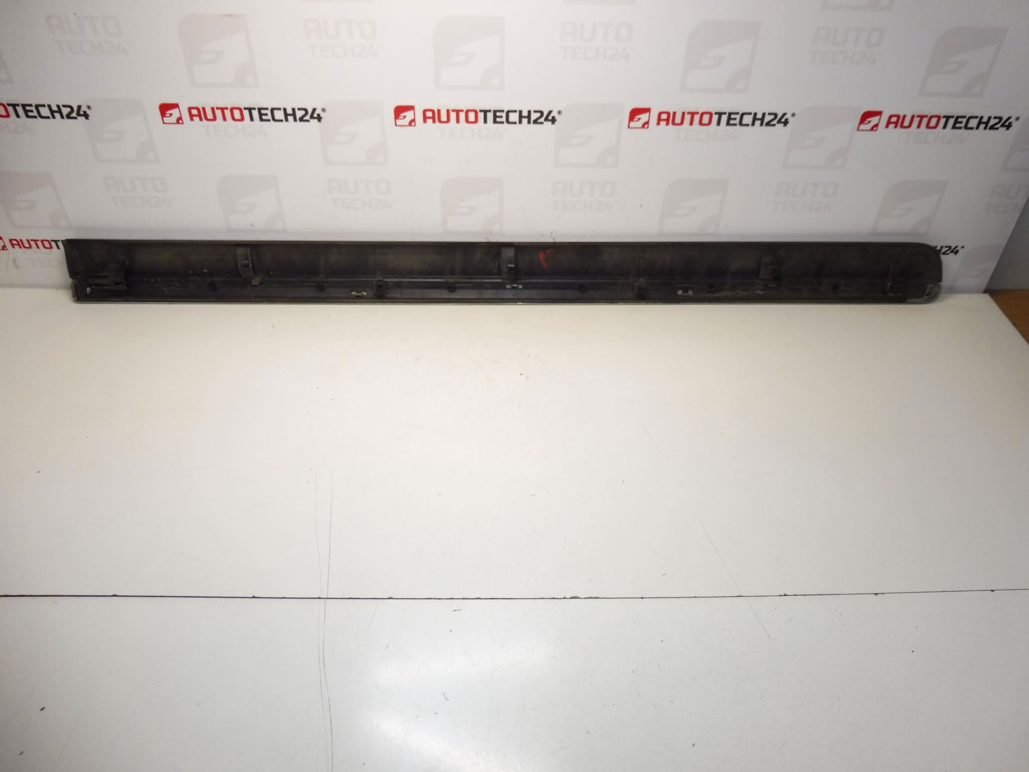 Letvica desnih prednjih vrata za Citroën C8, Peugeot 807 EZW 1401028477 8545GJ - Slika 2