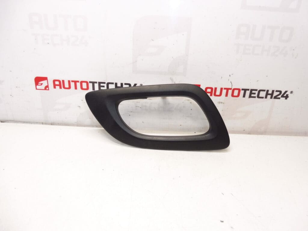 Unutarnji desni poklopac radilice Citroën C4 DS4 9671797577 9671949077 9119JX