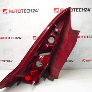 Svjetlo desne stražnje svjetiljke Citroën C4 3 vrata 9646801677 6351T6
