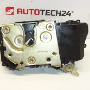 Brava prednjih desnih vrata II Peugeot 307 9136Z9