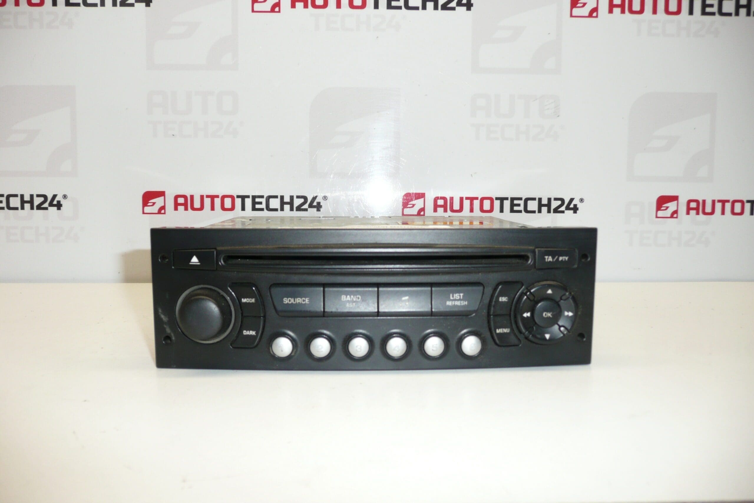 Auto radio CD Citroën Peugeot 9659138977