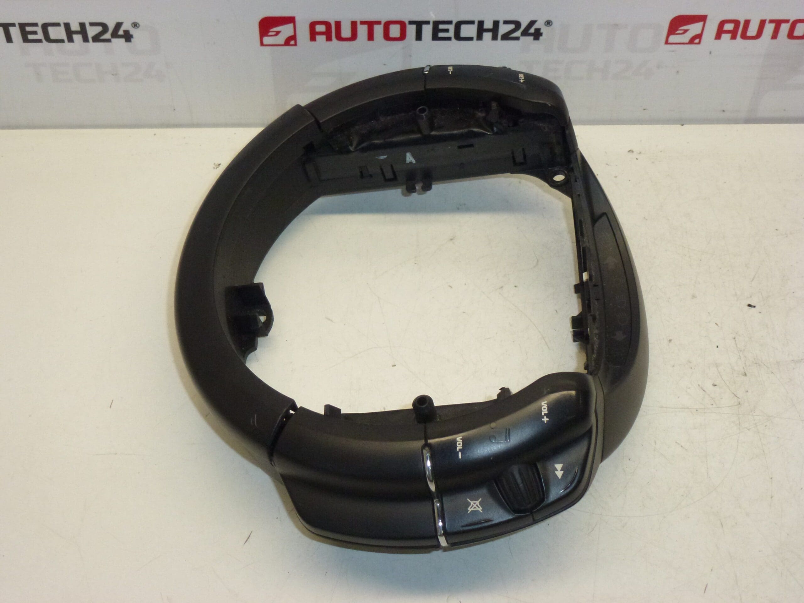 Prekidači na volanu za Citroën C4 96497900XT 6239QZ 6242EZ - Slika 2
