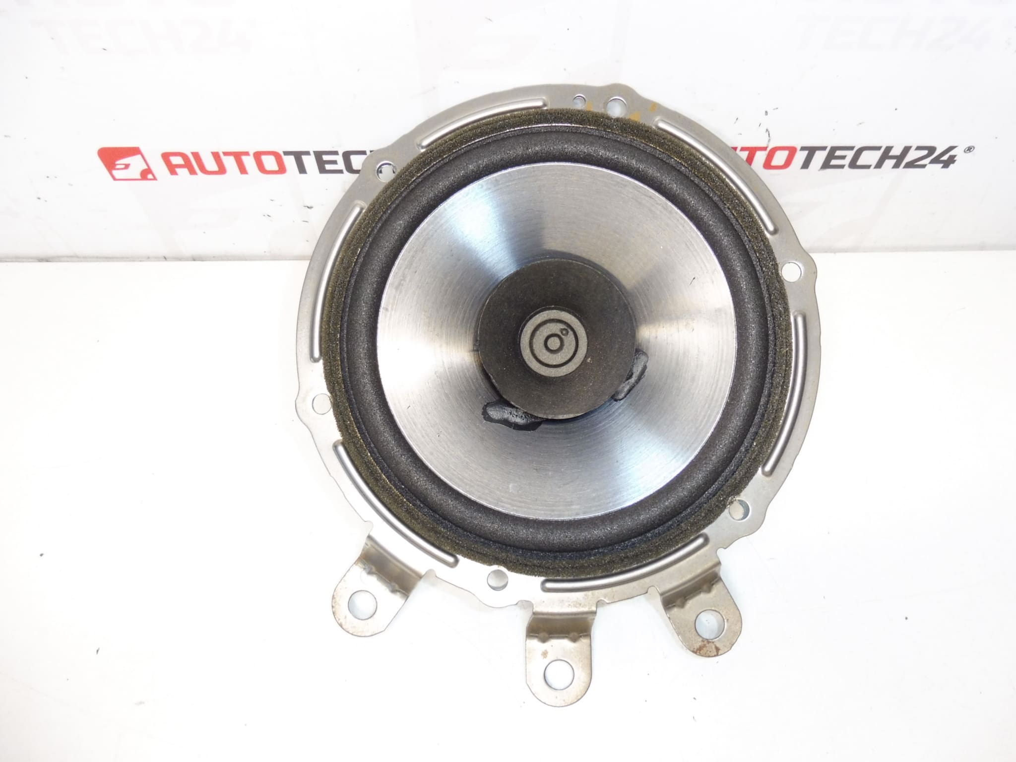 Lijevo Citroën C1 Peugeot 107 86160-040 B000614380