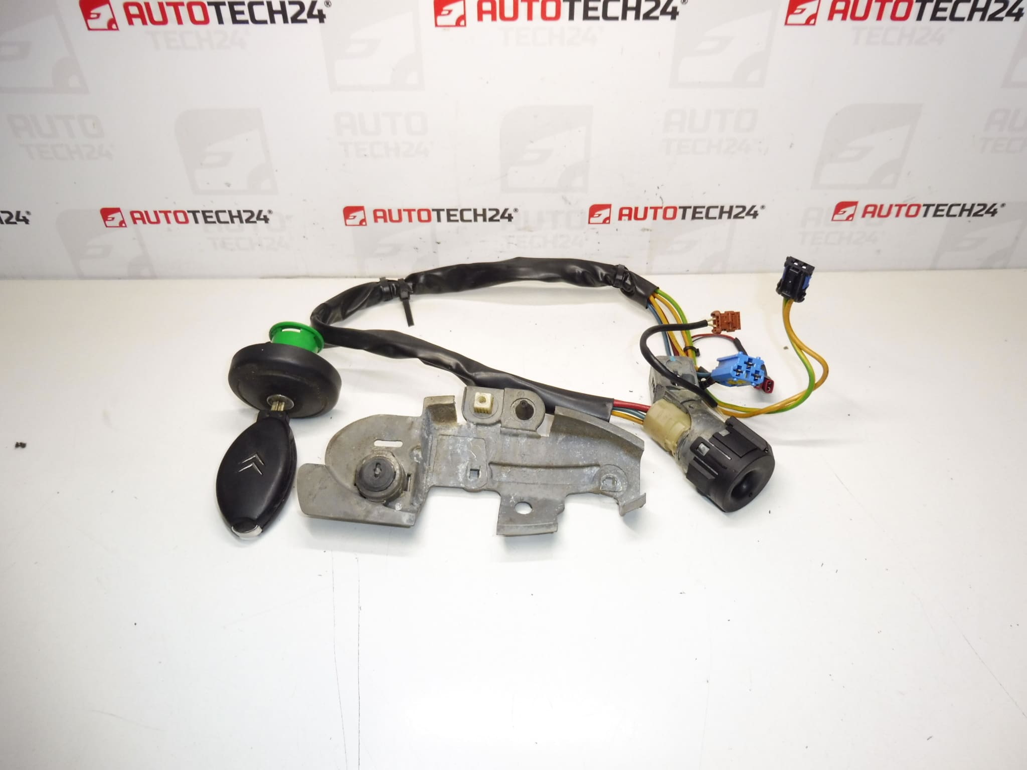 Set brava + jedan ključ Citroën C5 01-07 4162Z0 4162CE