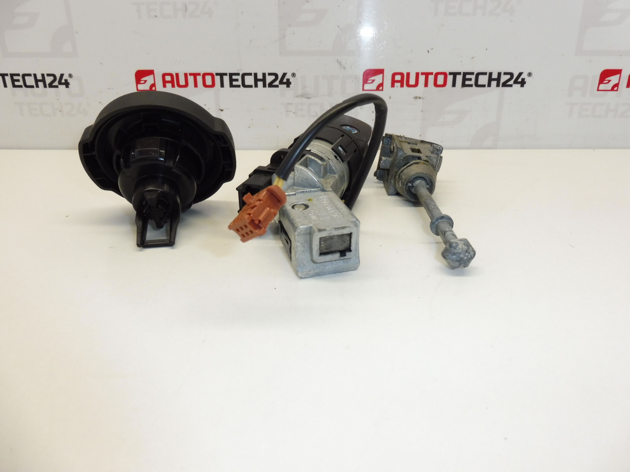 Set brava i 1 ključ Citroën Peugeot 4162KF 1609233980 1606423680