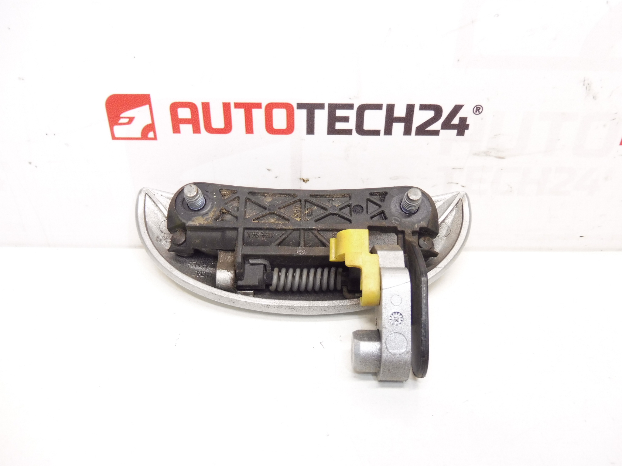 Ručka prednjih lijevi KTB Citroën C1 Peugeot 107 9101AK