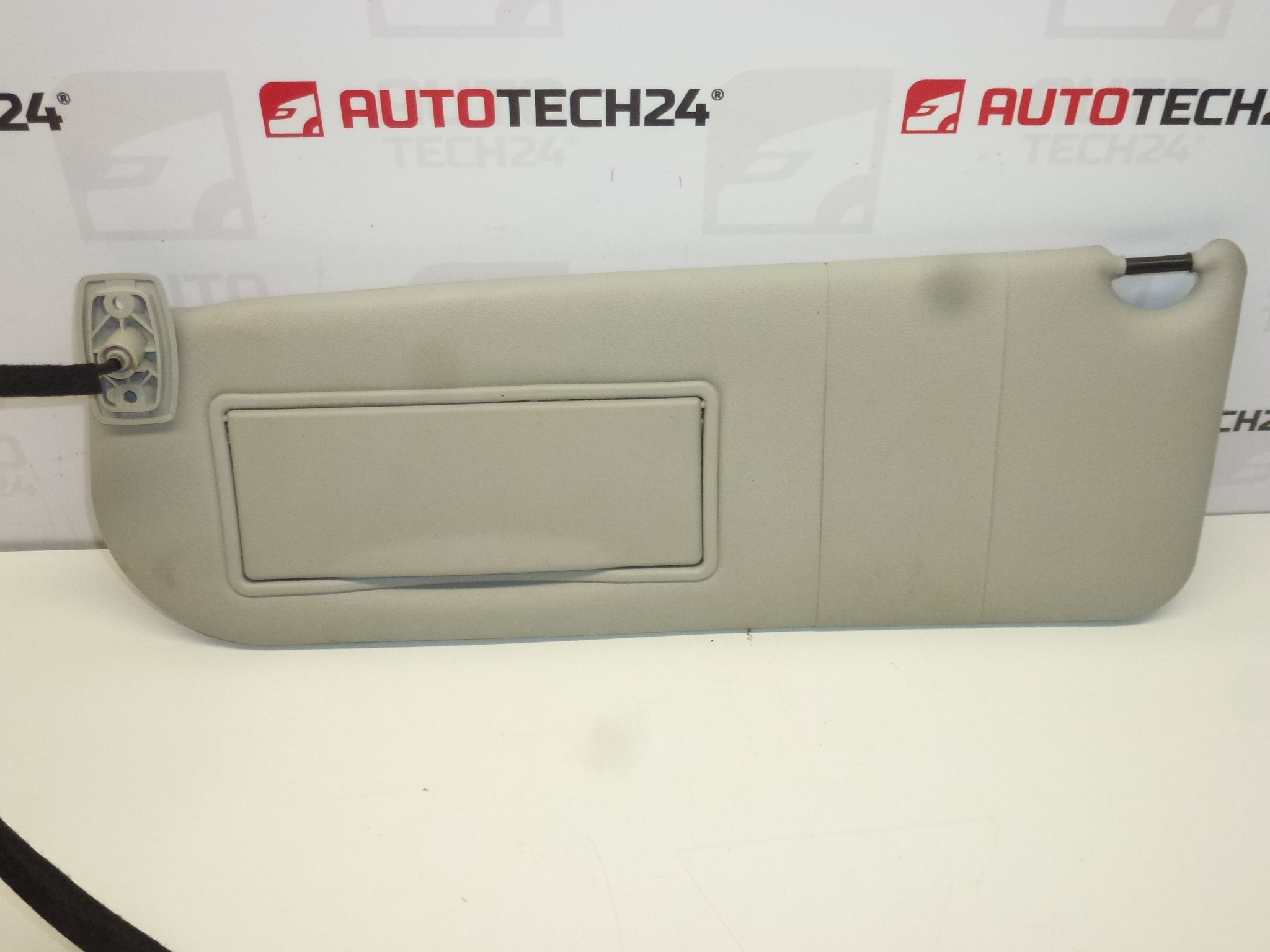 Štitnik za sunce Citroën C8 Peugeot 807, osvjetljenje - lijevo 8143GN