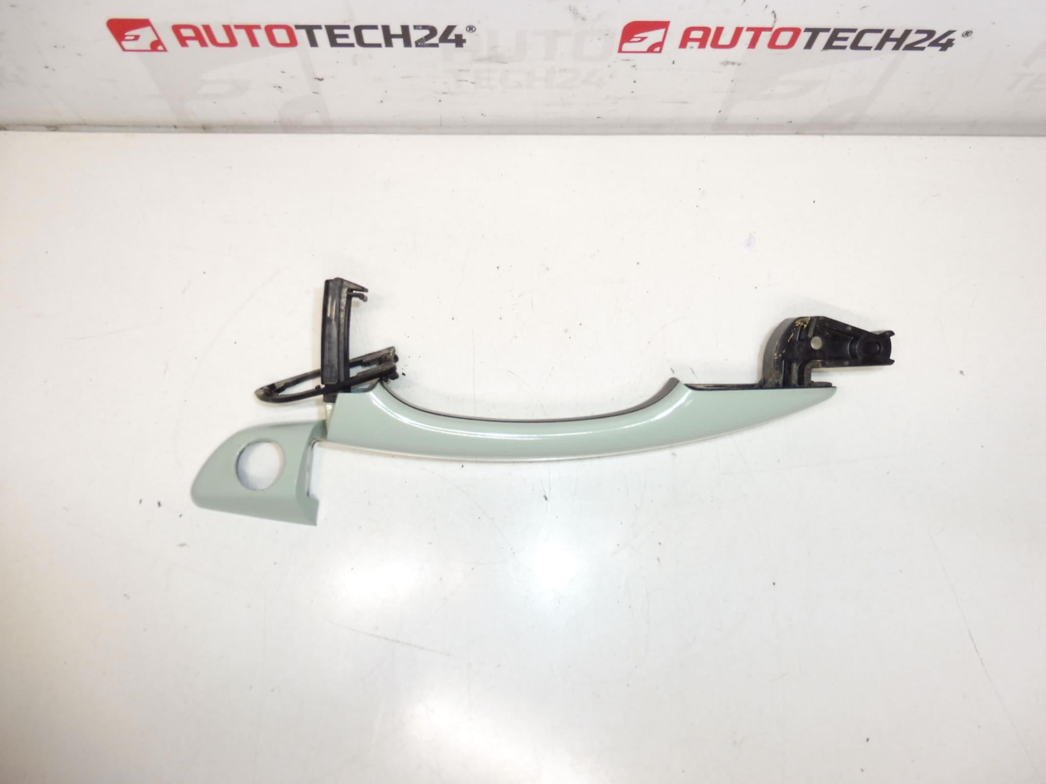 Kvaka lijevog prednjeg vrata Citroën C3 III ELSB 1609240280 - Slika 2