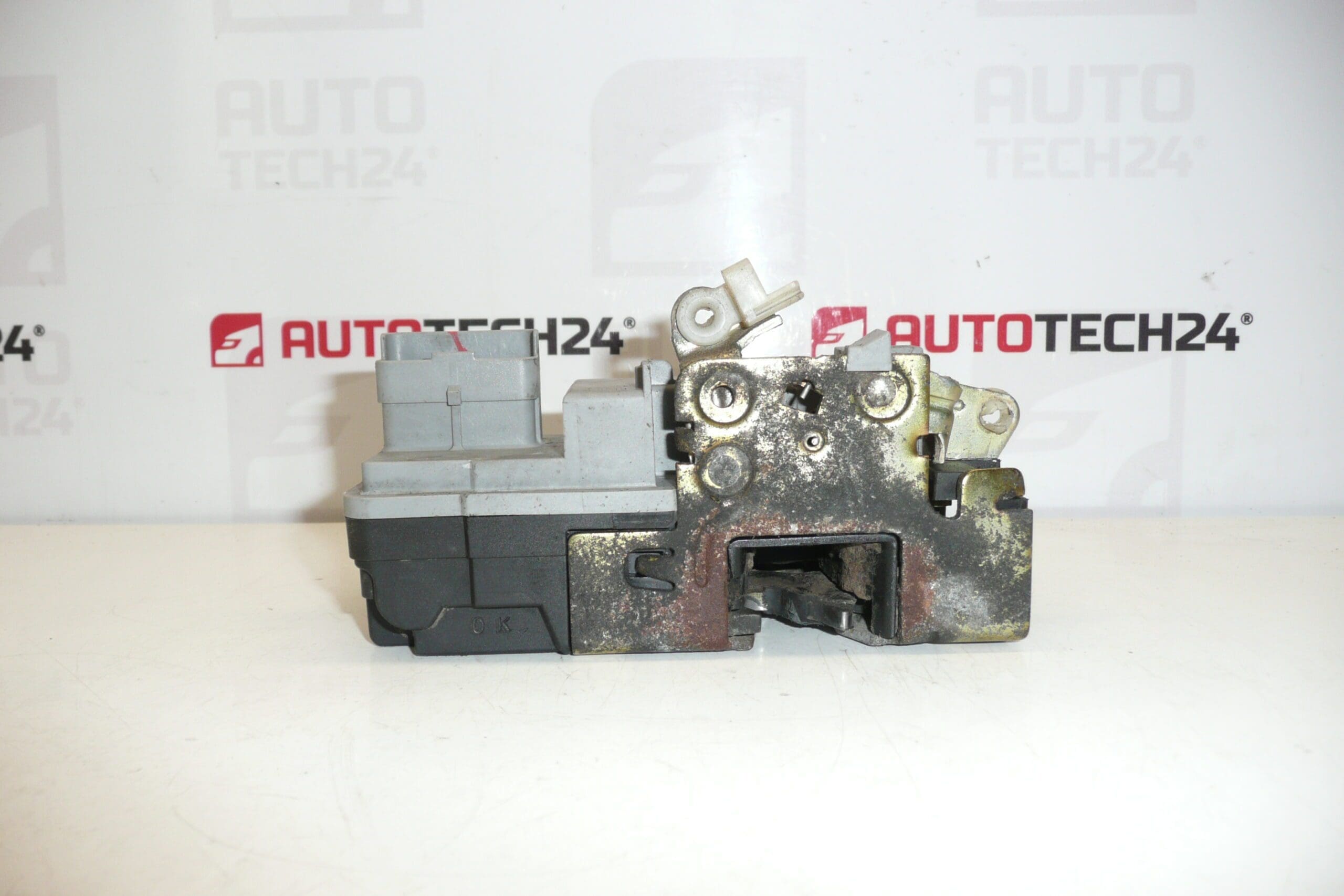 Električna brava lijevih prednjih vrata Citroën Berlingo 9135H6 - Slika 2