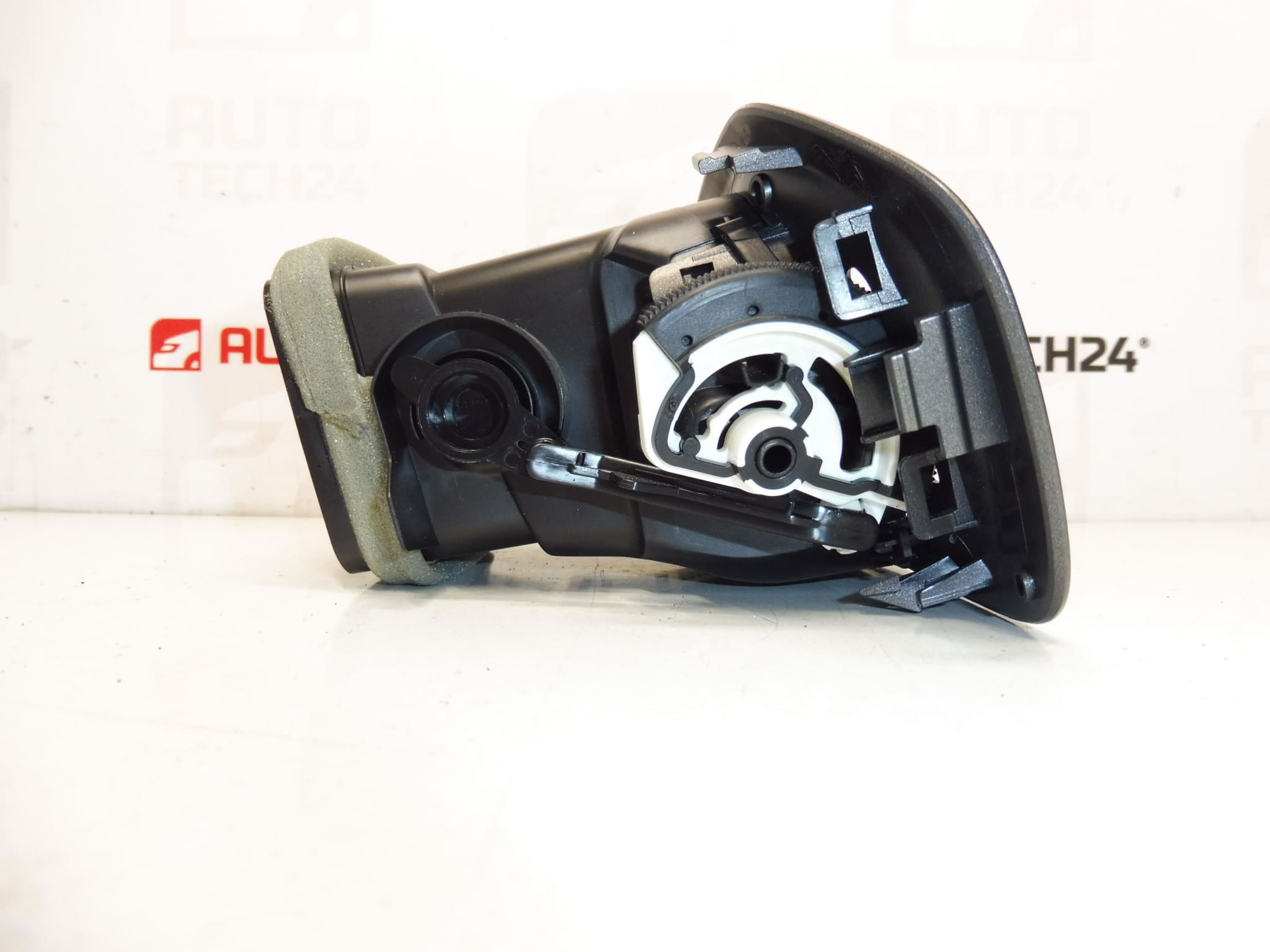 Zračnik ventilacije Citroën C-Elysée Peugeot 301 9677287077 9677253777 - Slika 2