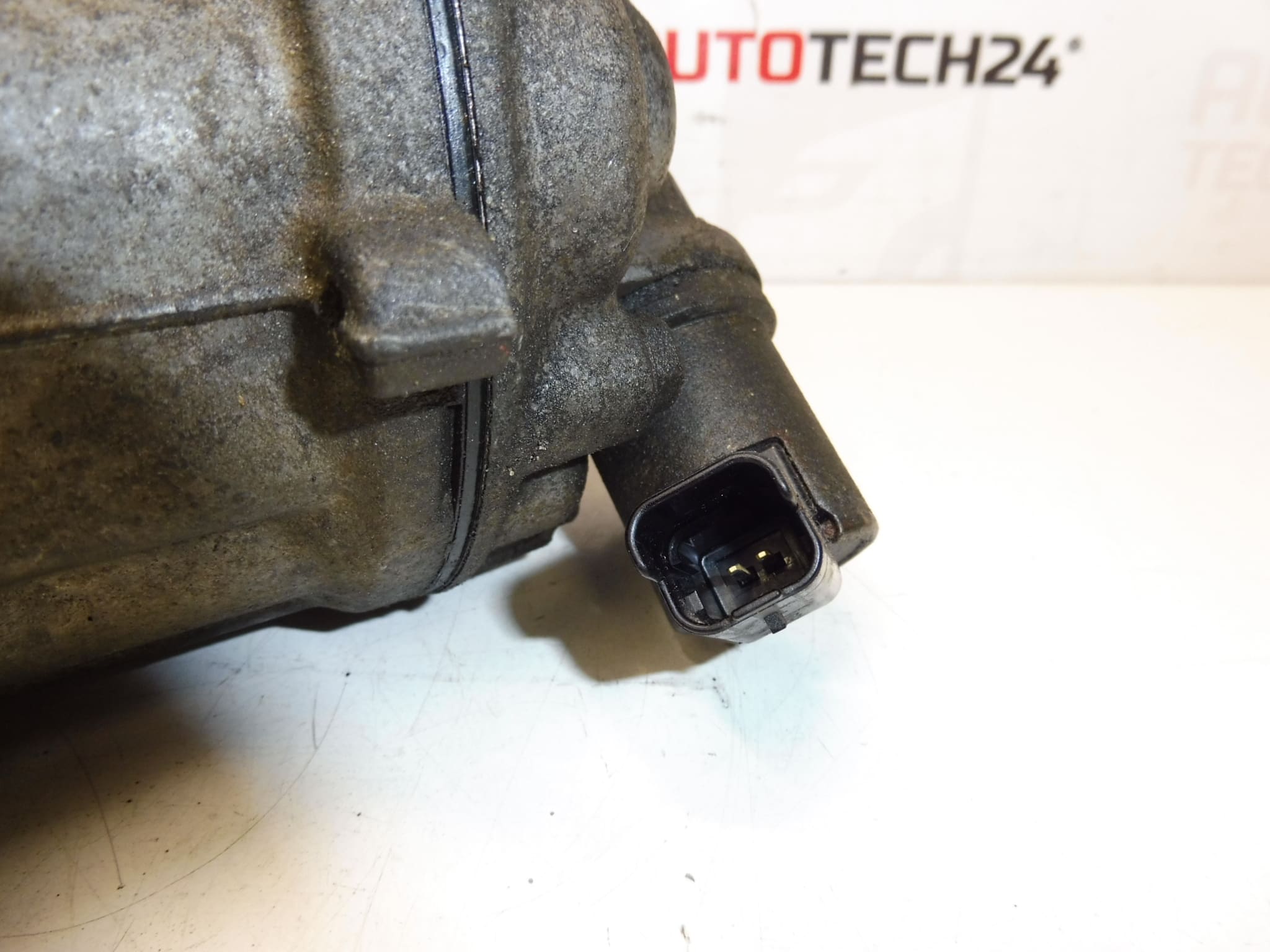 Kompresor klima uređaja Sanden SD7C16 1301F 9648138980 6453RE - Slika 2