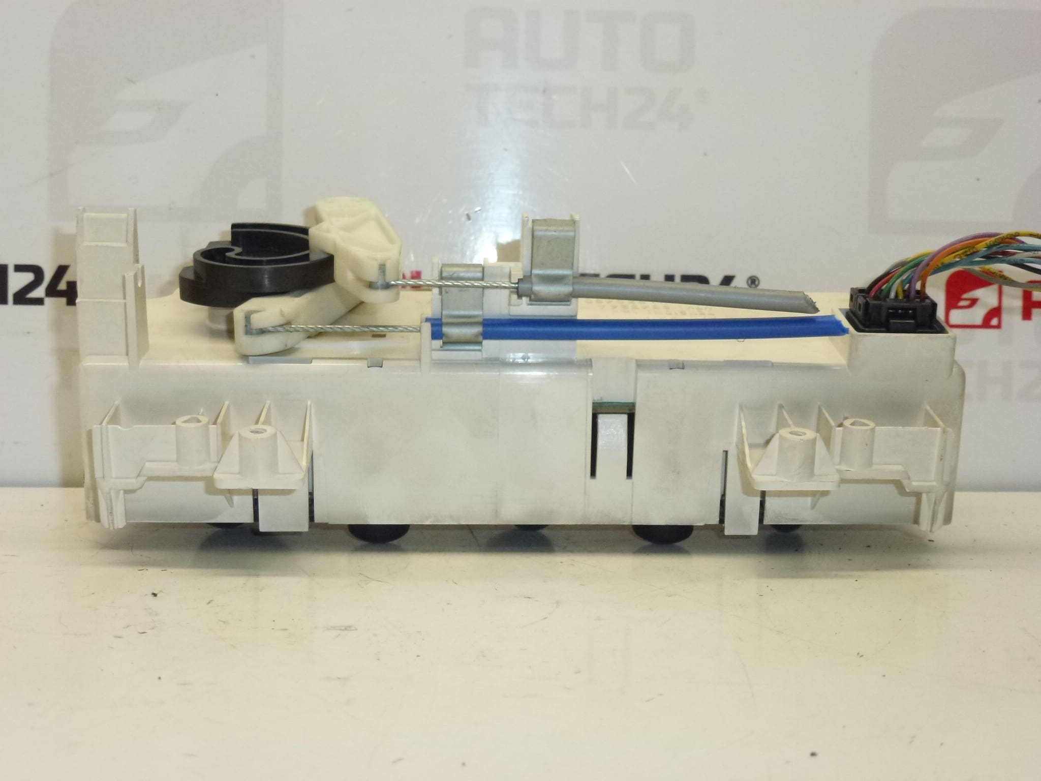 Upravljačka jedinica za grijanje i klimatizaciju Citroën Xsara 920460 6451CN - Slika 2