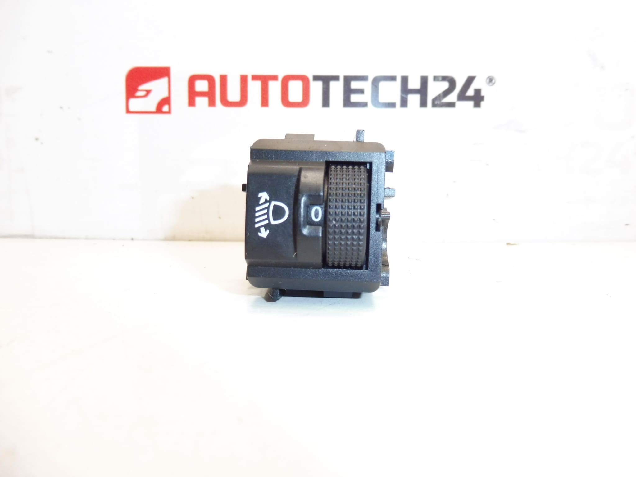 Korekcija korekcija vozač Citroën Peugeot 98125550D