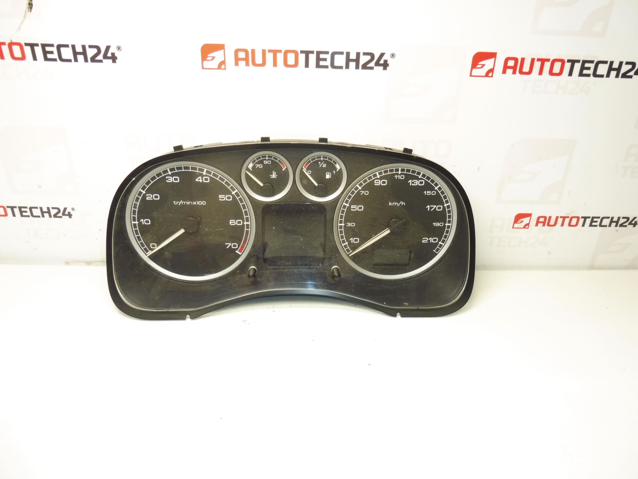 Peugeot 307 Tachometer kilometraža 198 000 km 9636708280 6103F7