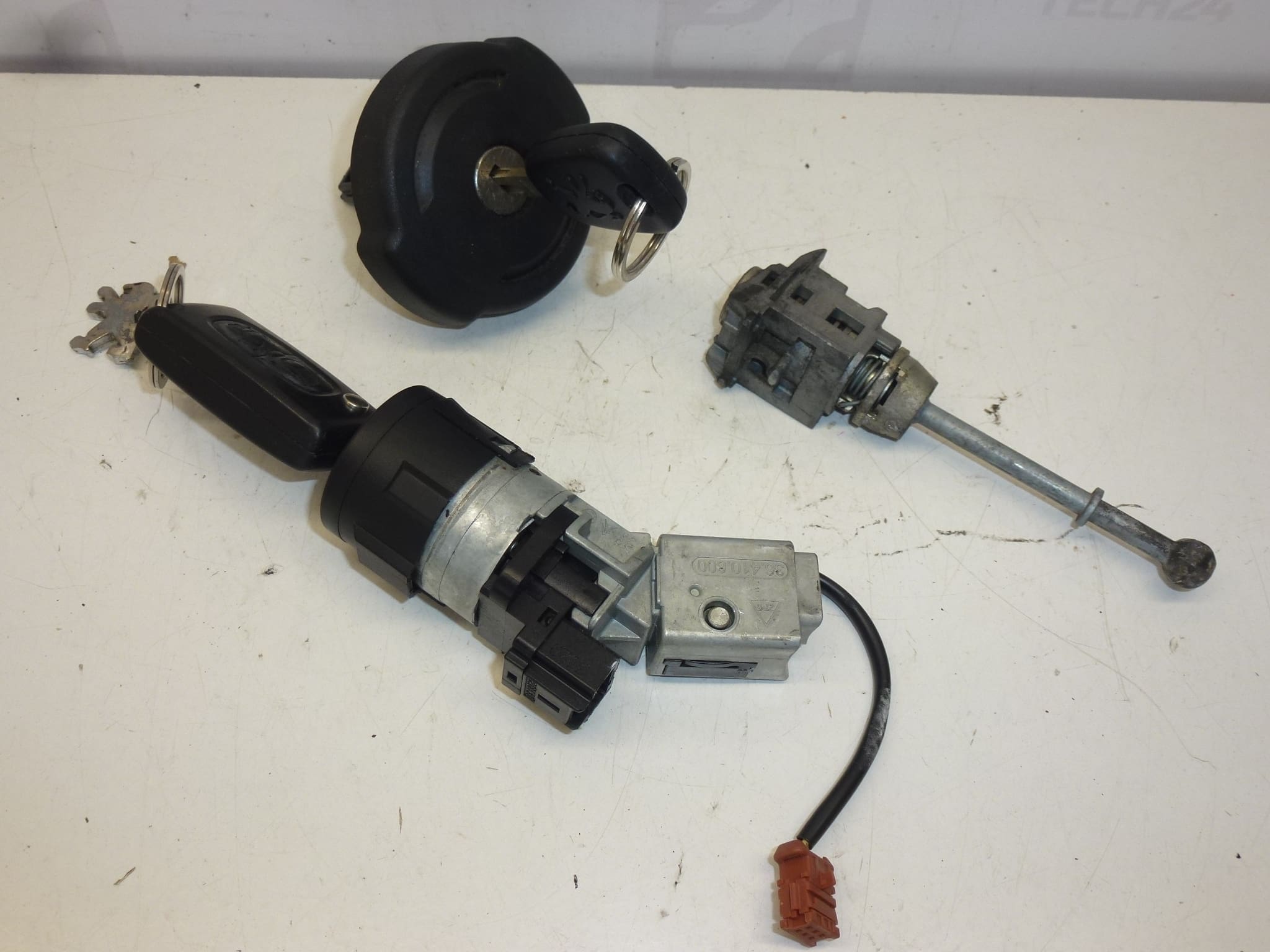 Komplet brava i 2 ključa za Citroën i Peugeot (PSA) 4162SS, 4162KF, 4162XT - Slika 2