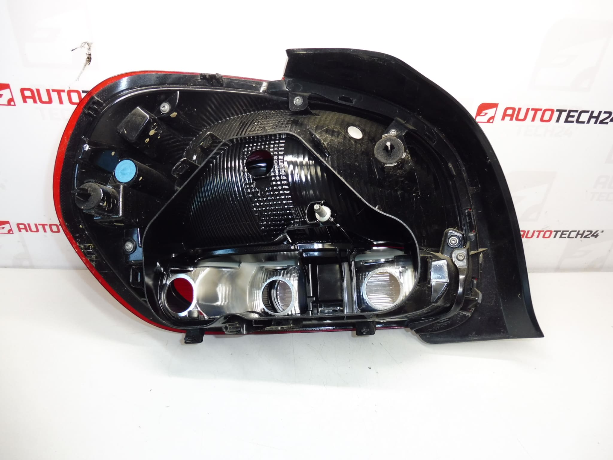 Stražnje Desno Svjetlo Citroën C3 III 9812257480 L90074666 - Slika 2