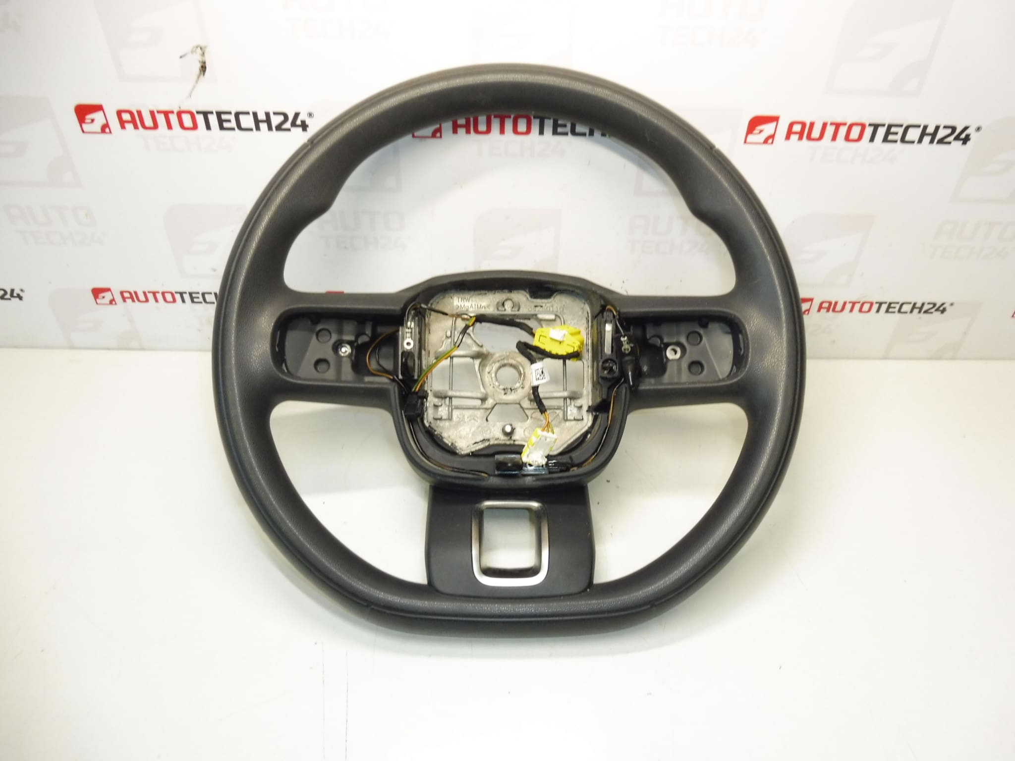 Upravni kotač Citroen C3 III i C3 AIRCROSS 98164325ZD