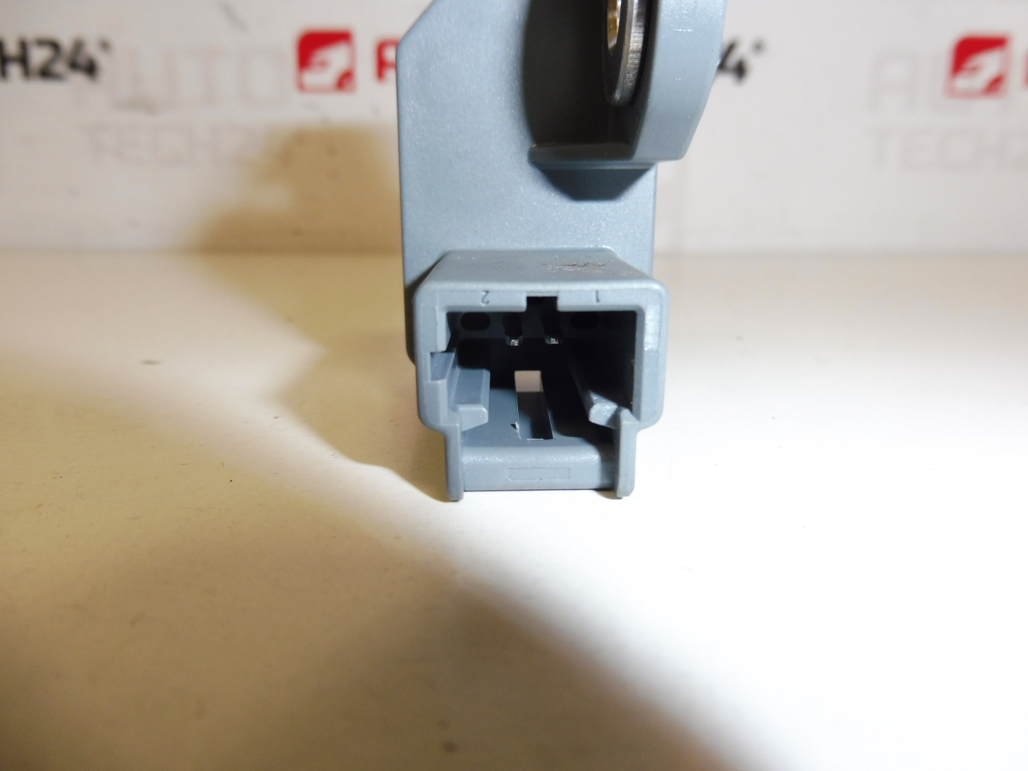 Senzor senzora bočnog sudara 9665103780 610797600 8216VL