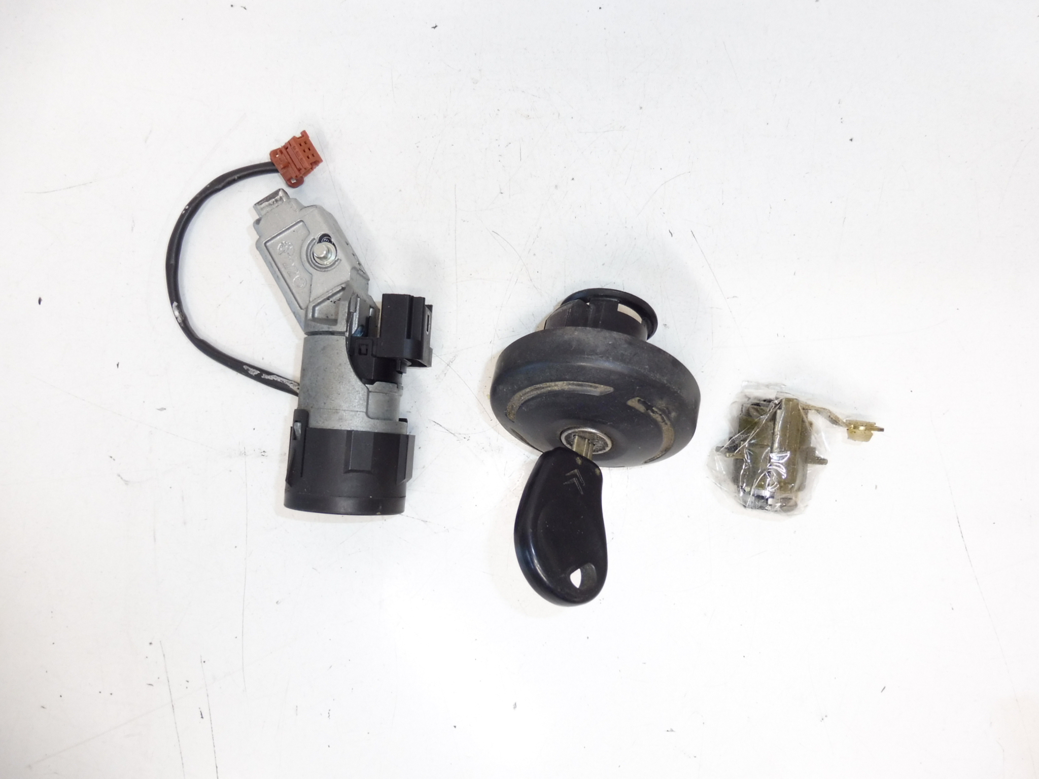 Sada Ključeva + 1 Ključ Citroën C5 05-07 4162HE