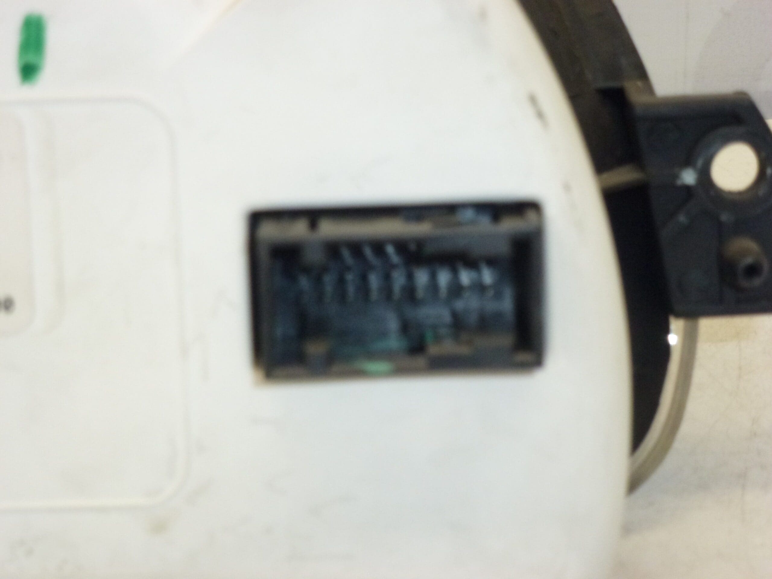 Tahometar za Citroën C2/C3 Sensodrive 9652008180 6105EV - Slika 2