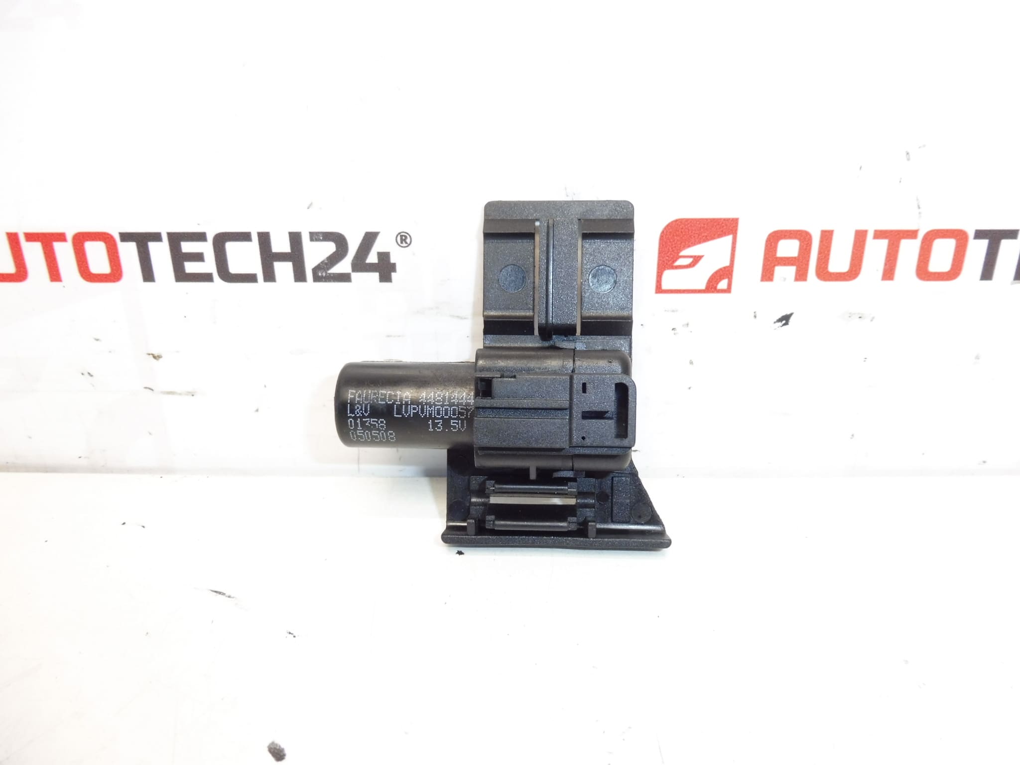 Vibrator AFIL u Citroen Peugeot Faurecia 4481444 sjedalo