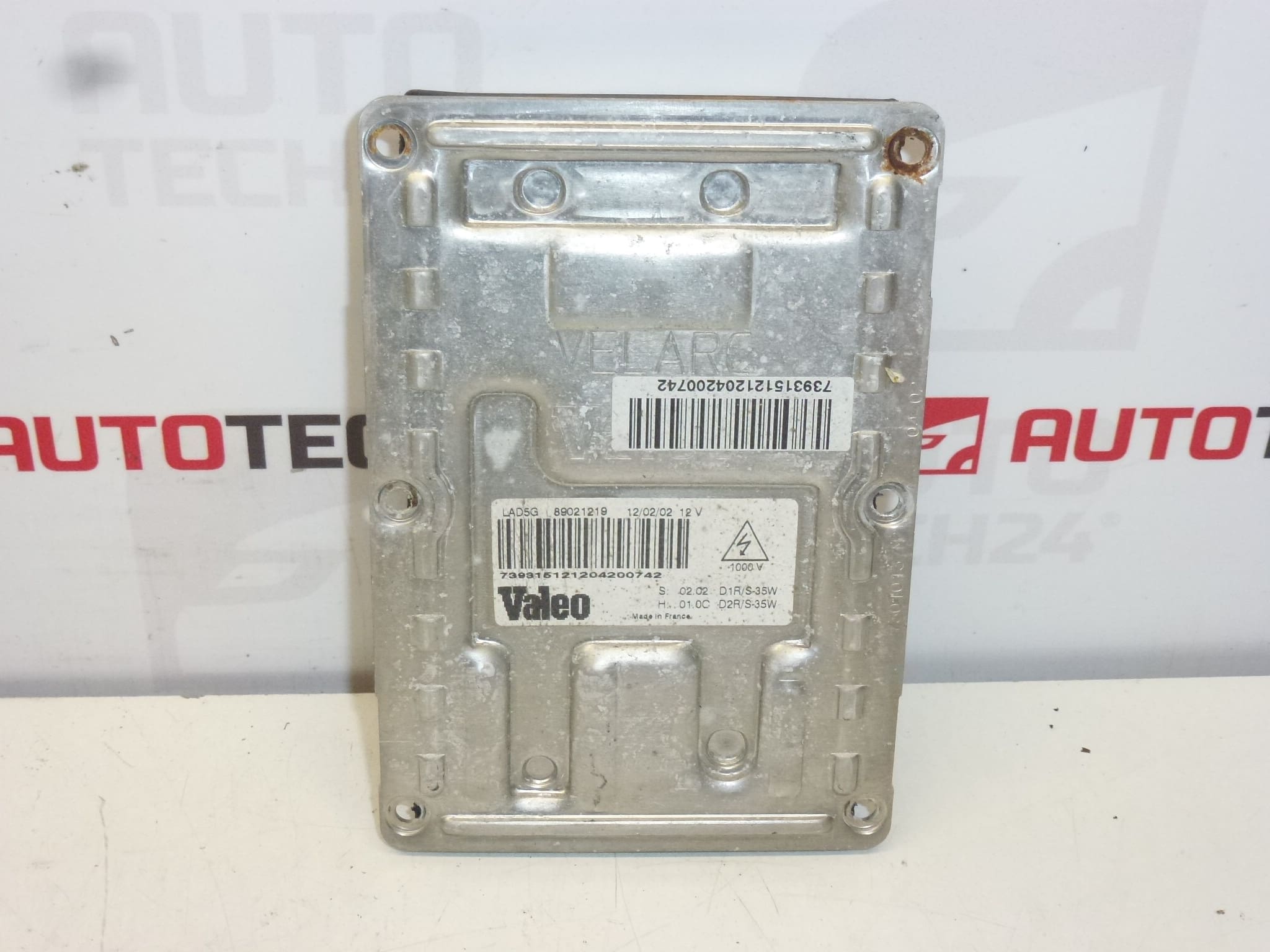 Ksenon Valeo 1628916580 89021219 LAD5G - Slika 2