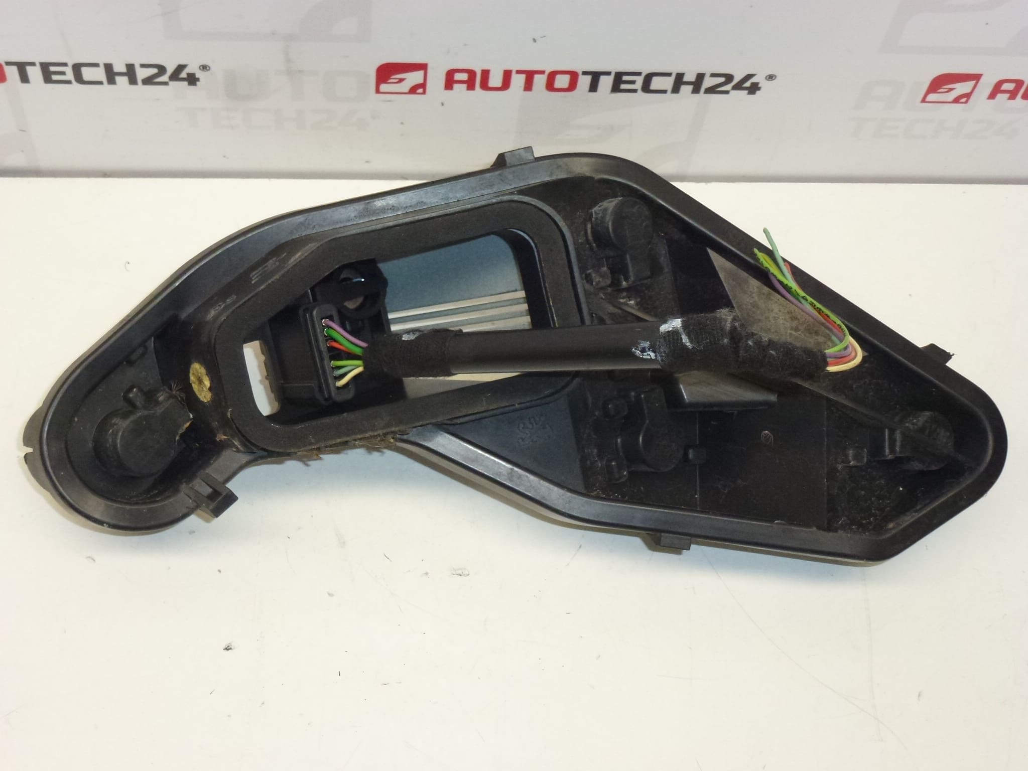 Držač žarulje i kabel za desno stražnje svjetlo Peugeot 207 (6351Y7) - Slika 2