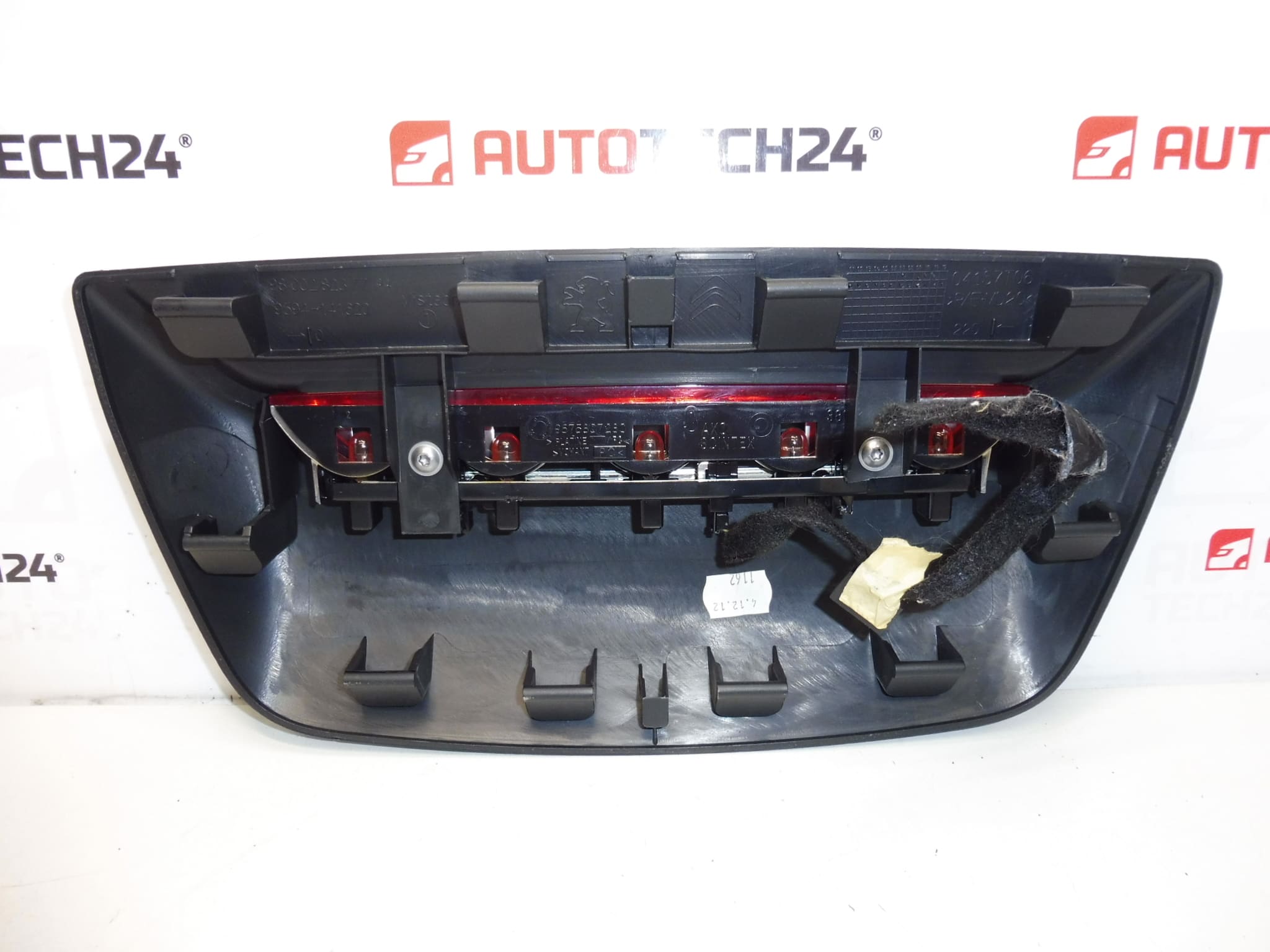 Treće stop svjetlo za Peugeot 301 i Citroën C-Elysée 9675807280 98002823ZD - Slika 2