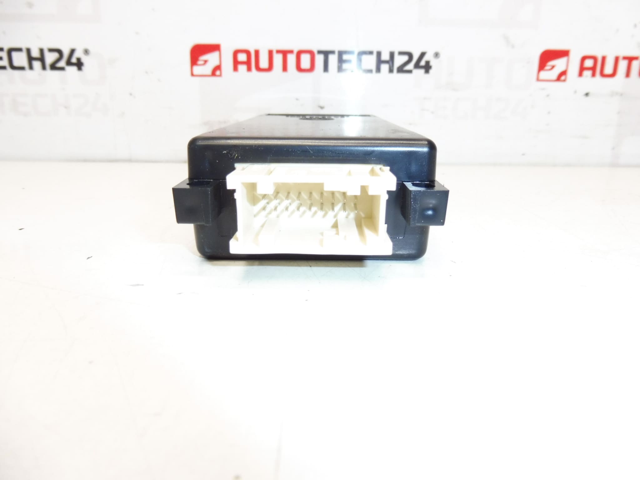 Bluetooth GSM modul za Citroën i Peugeot DS 9666419080 6593G5 - Slika 2