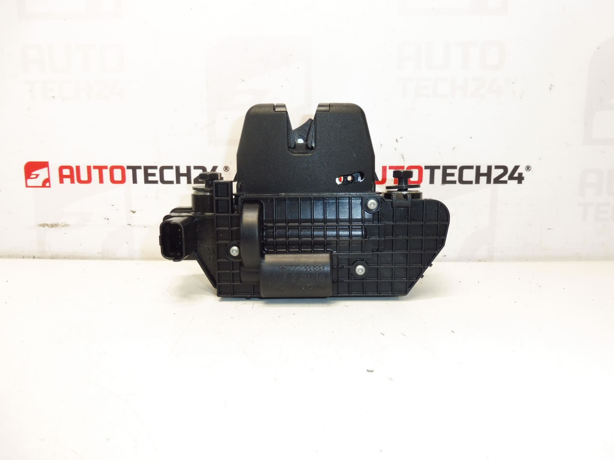 Citroën C-Elysée Peugeot 301 967220380 Stražnji poklopac brave