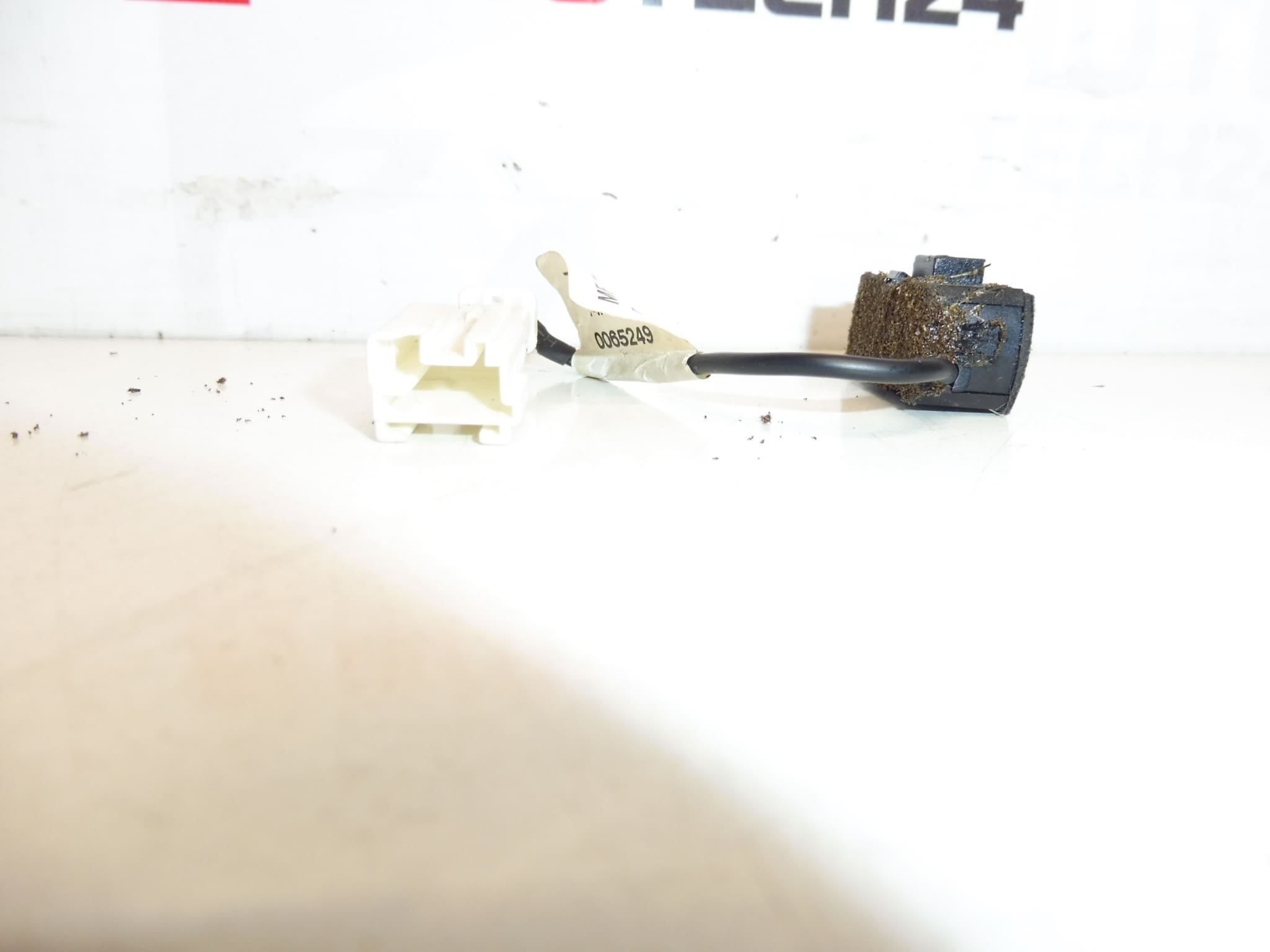 Mikrofon za sustav slobodnih ruku Citroën/Peugeot/DS 9662756080 - Slika 2