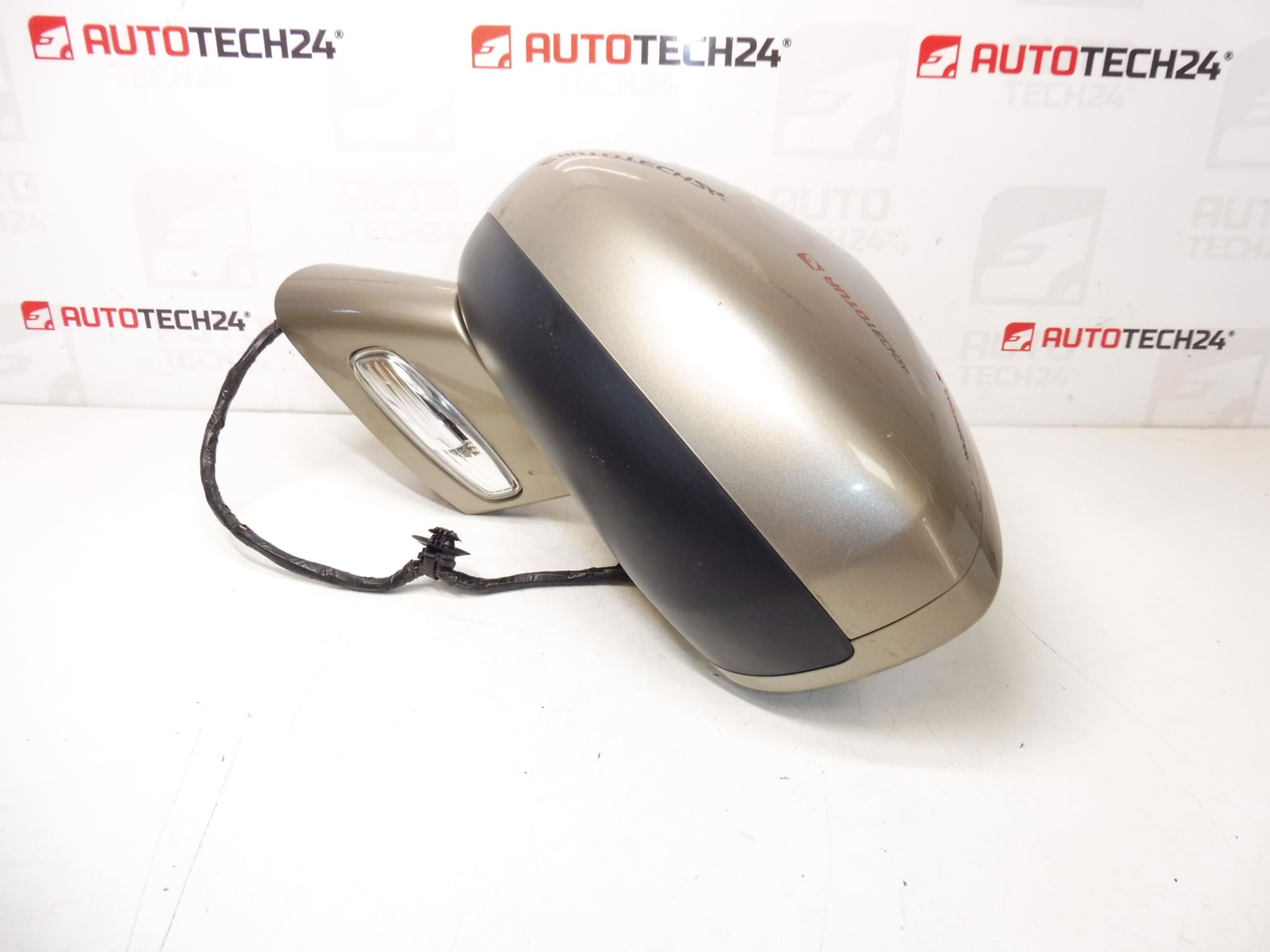 Lijevo retrovizor KCHC Citroën C5 X7 9657441G2 8153SSS