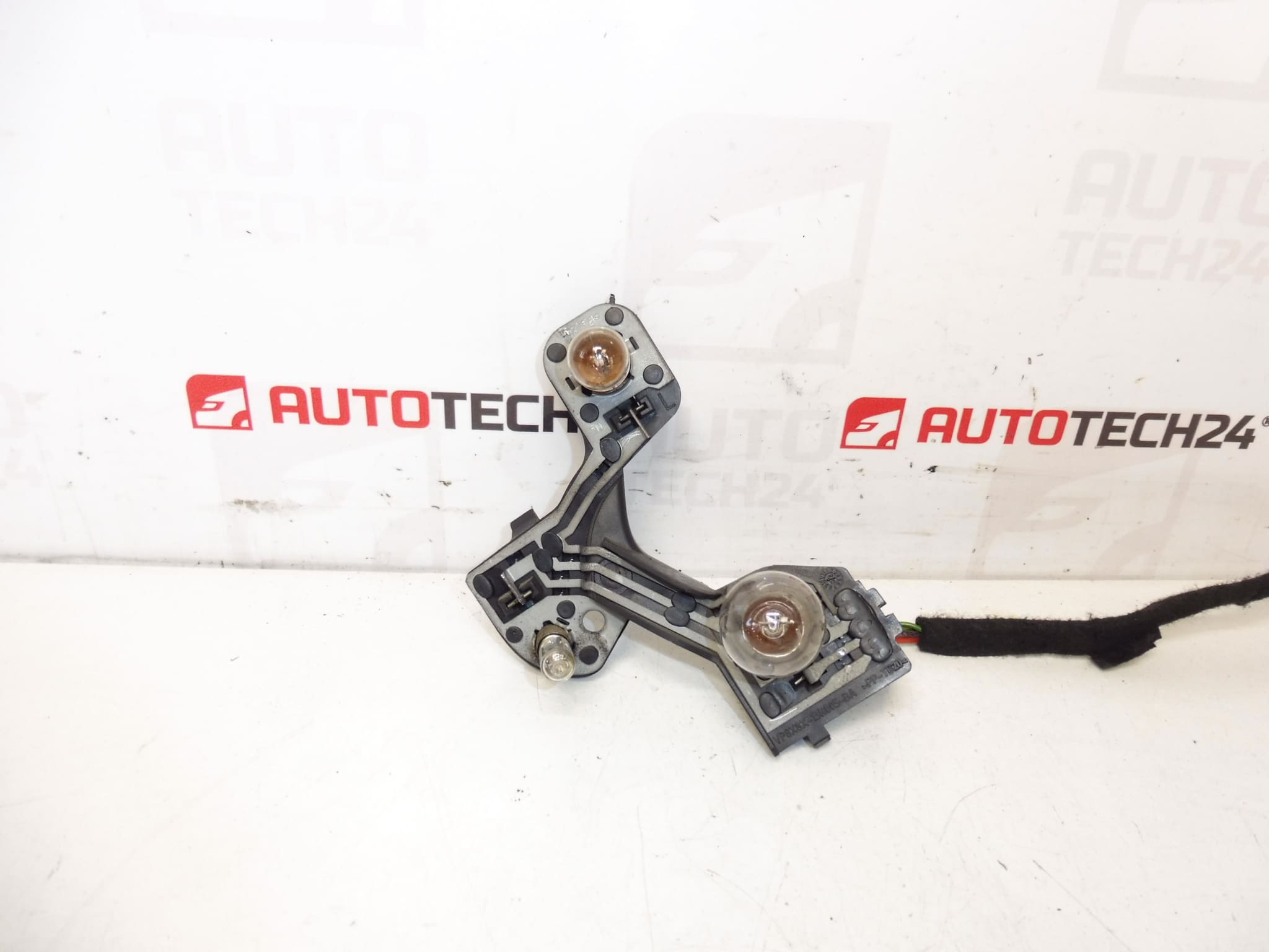 Natrag za stražnje svjetlo unutarnje Citroën C5 X7 9671811480 6351JR