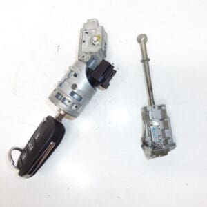 1 udaljeni ključ Peugeot 301 9678792480 4162wk