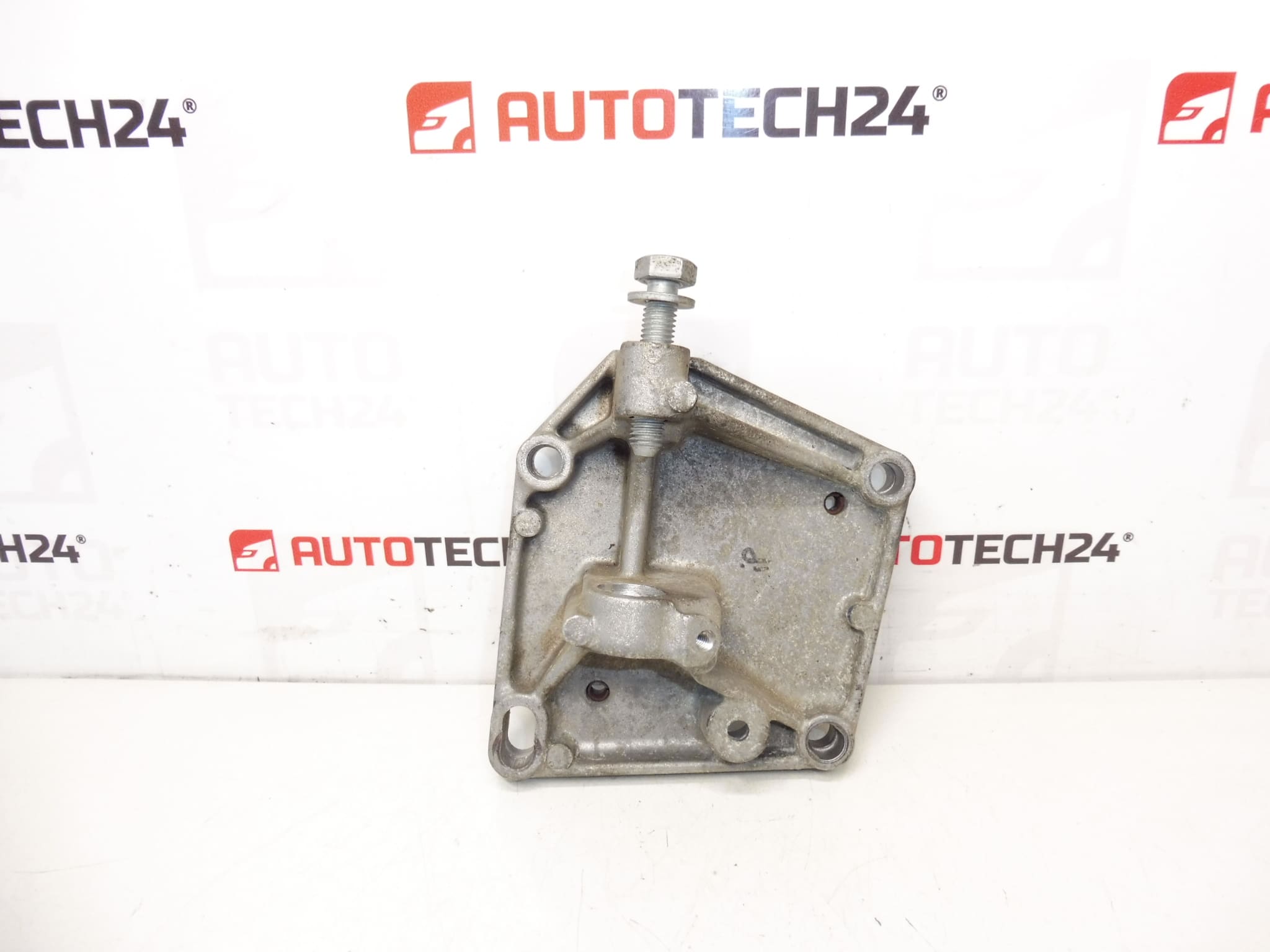 Citroën Peugeot 9637850580 5706F7 držač alternatora