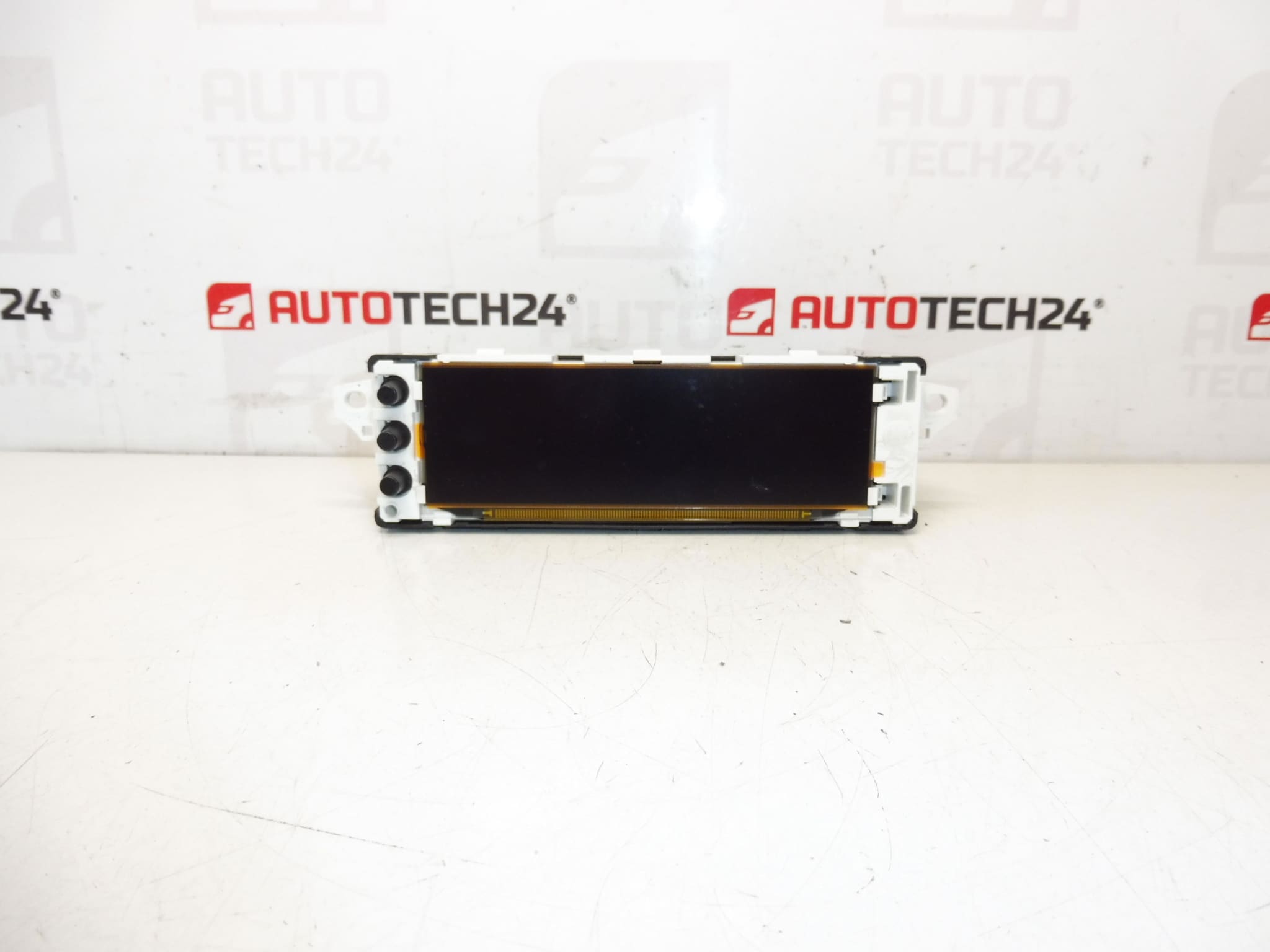 Prikaz radio računala Peugeot 207 96770437XT 1607145180