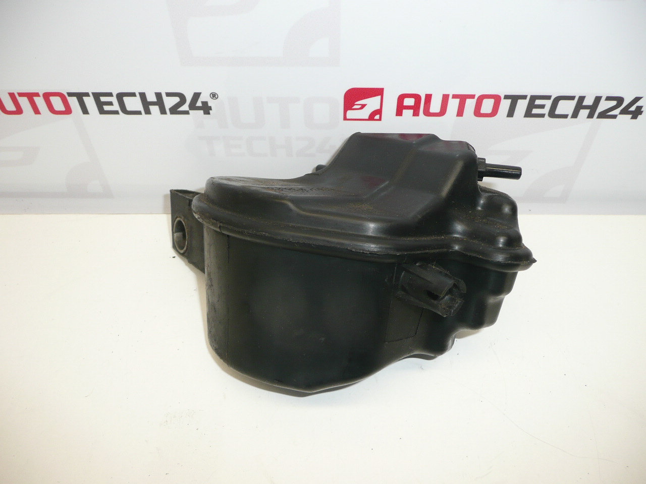 Vakum rezervoar Citroën Peugeot 9649508680 037007