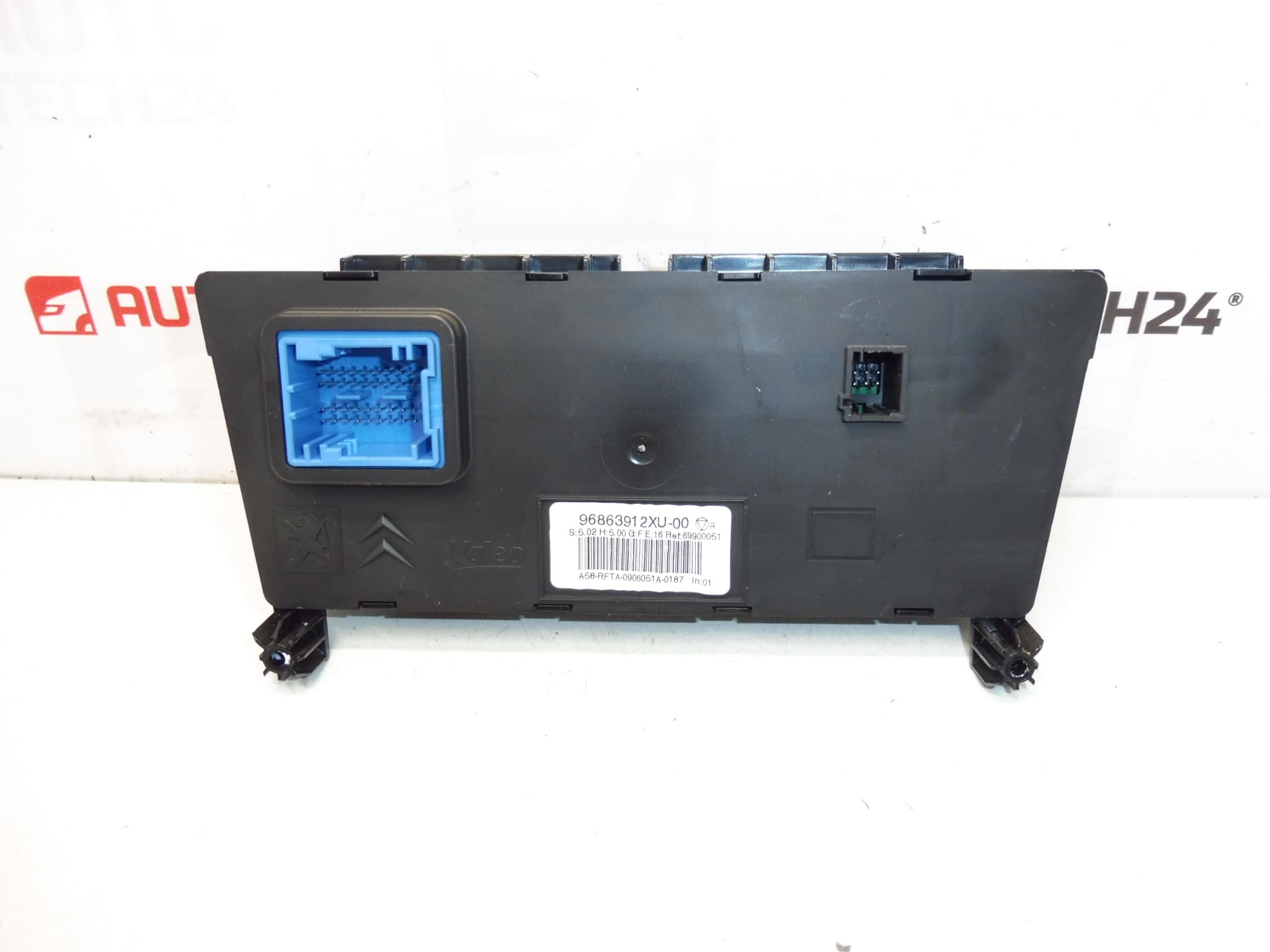 Upravljačka jedinica za grijanje i klimatizaciju Citroën C3 Picasso 96863912XU 6452N2 - Slika 2