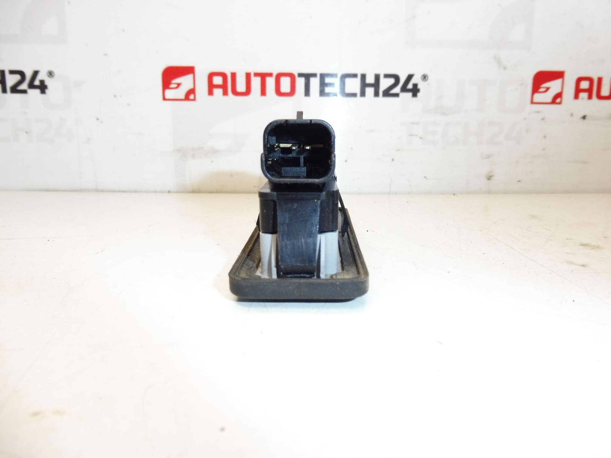 Mehanizam poklopca prtljažnika Citroën/Peugeot 9676028380 - Slika 2