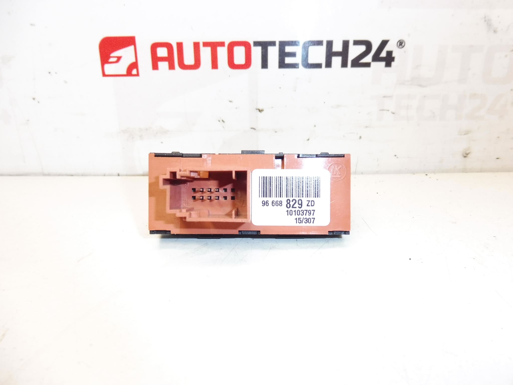 Prekidač sustava pomoći pri parkiranju Citroën C4 II 96668829ZD - Slika 2