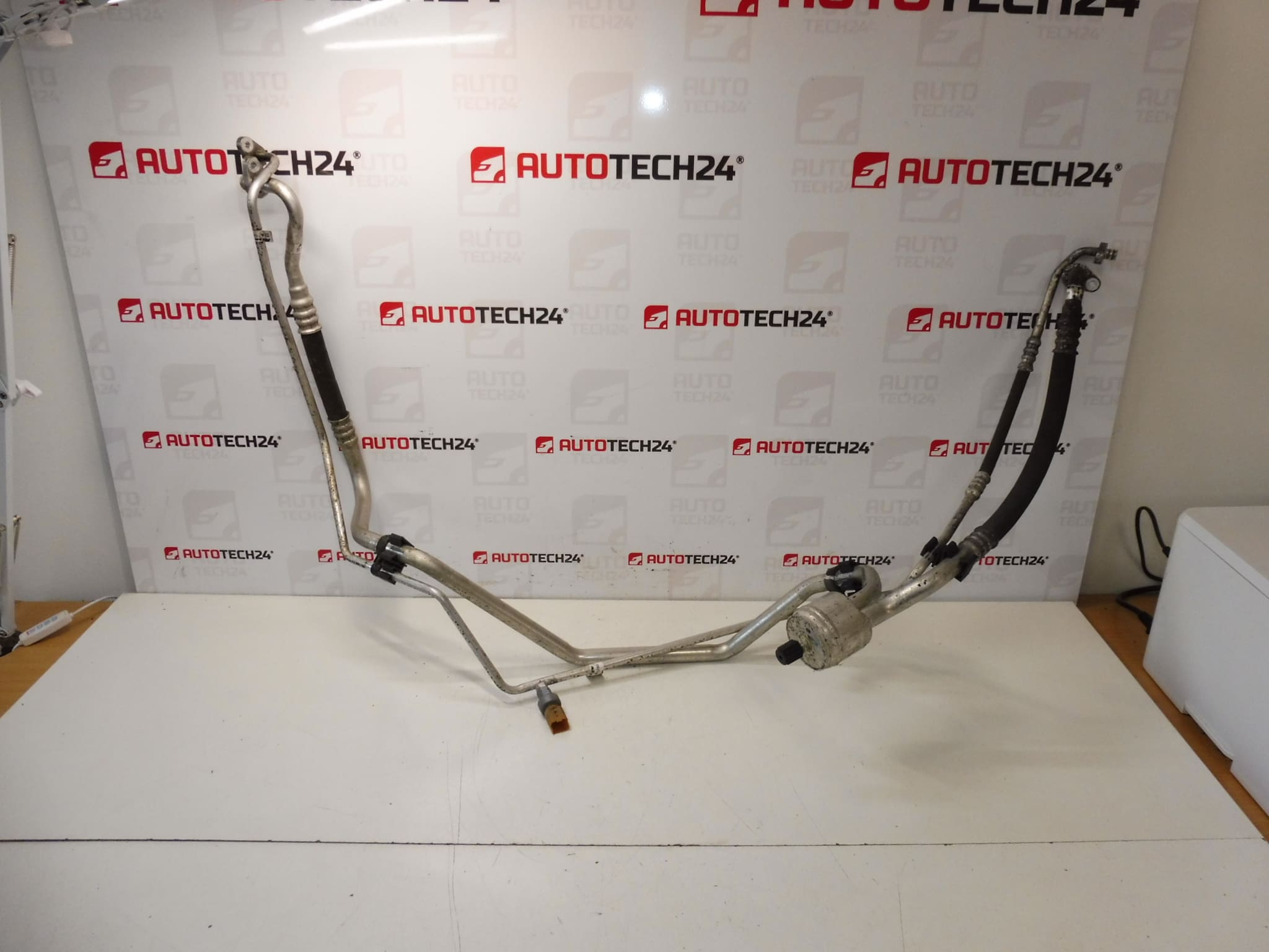 Cijev klime Citroën Berlingo III 9681693180 6477C9