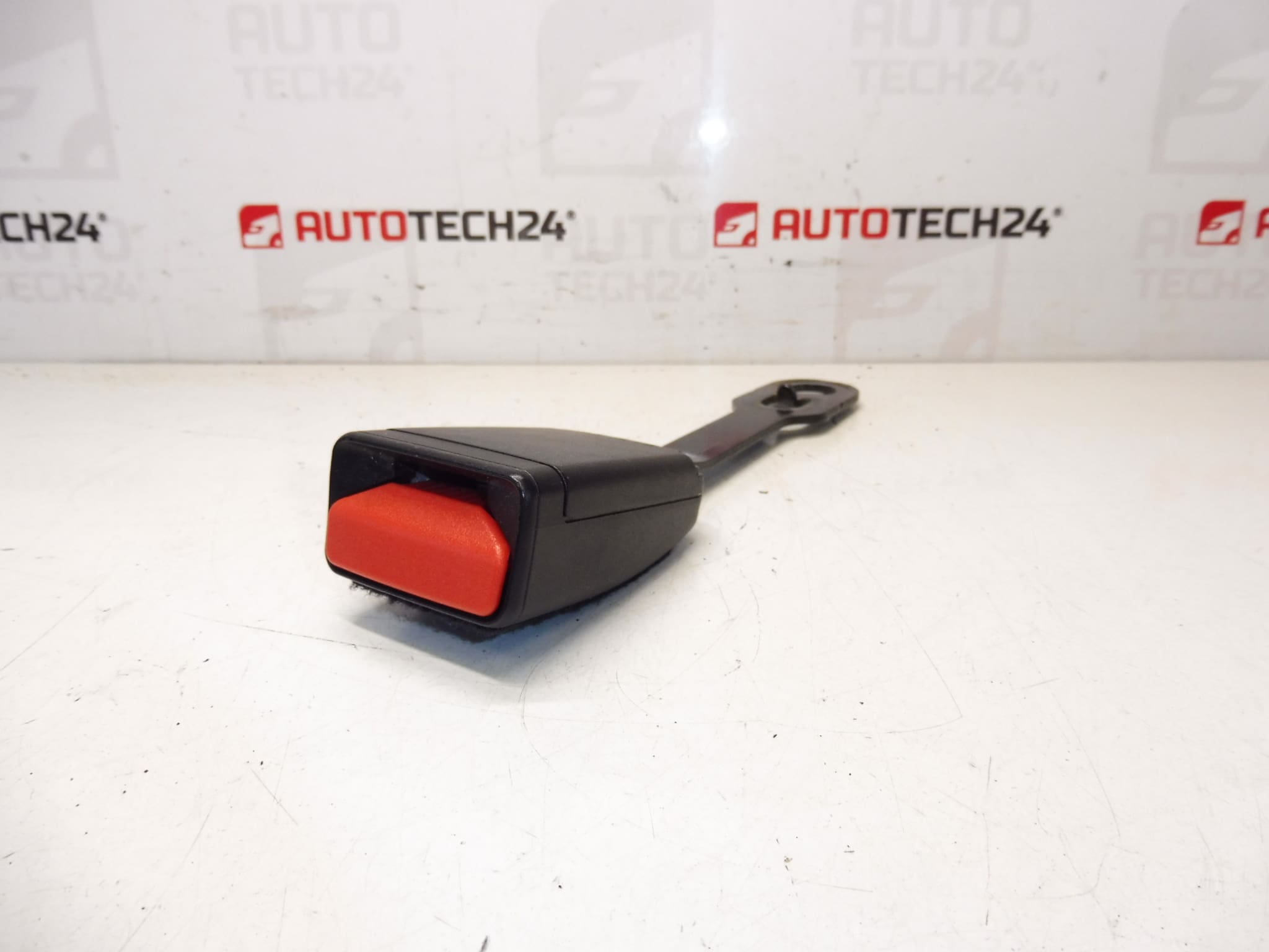 Citroën C-Elysée Peugeot 301 96753793XT držač sigurnosnog pojasa