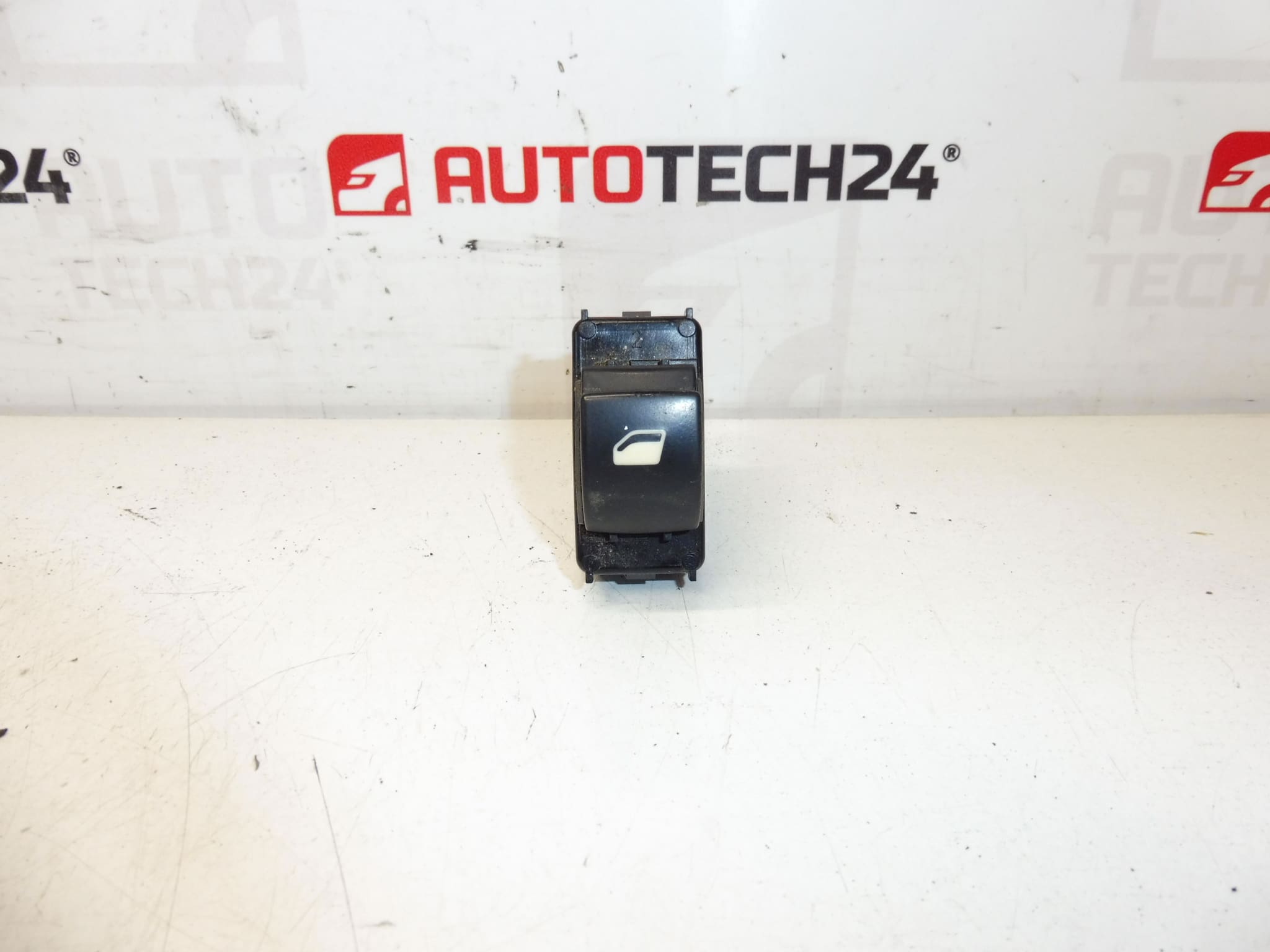 Citroen Peugeot 96624281 6490E2 Vozač prozora