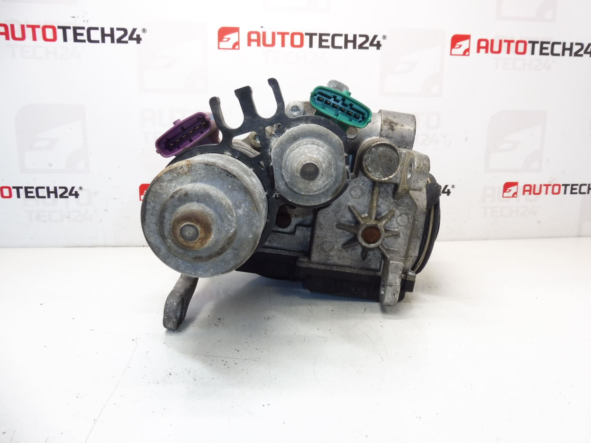 Član akcije Citroën Peugeot 9674098980 01398100000099