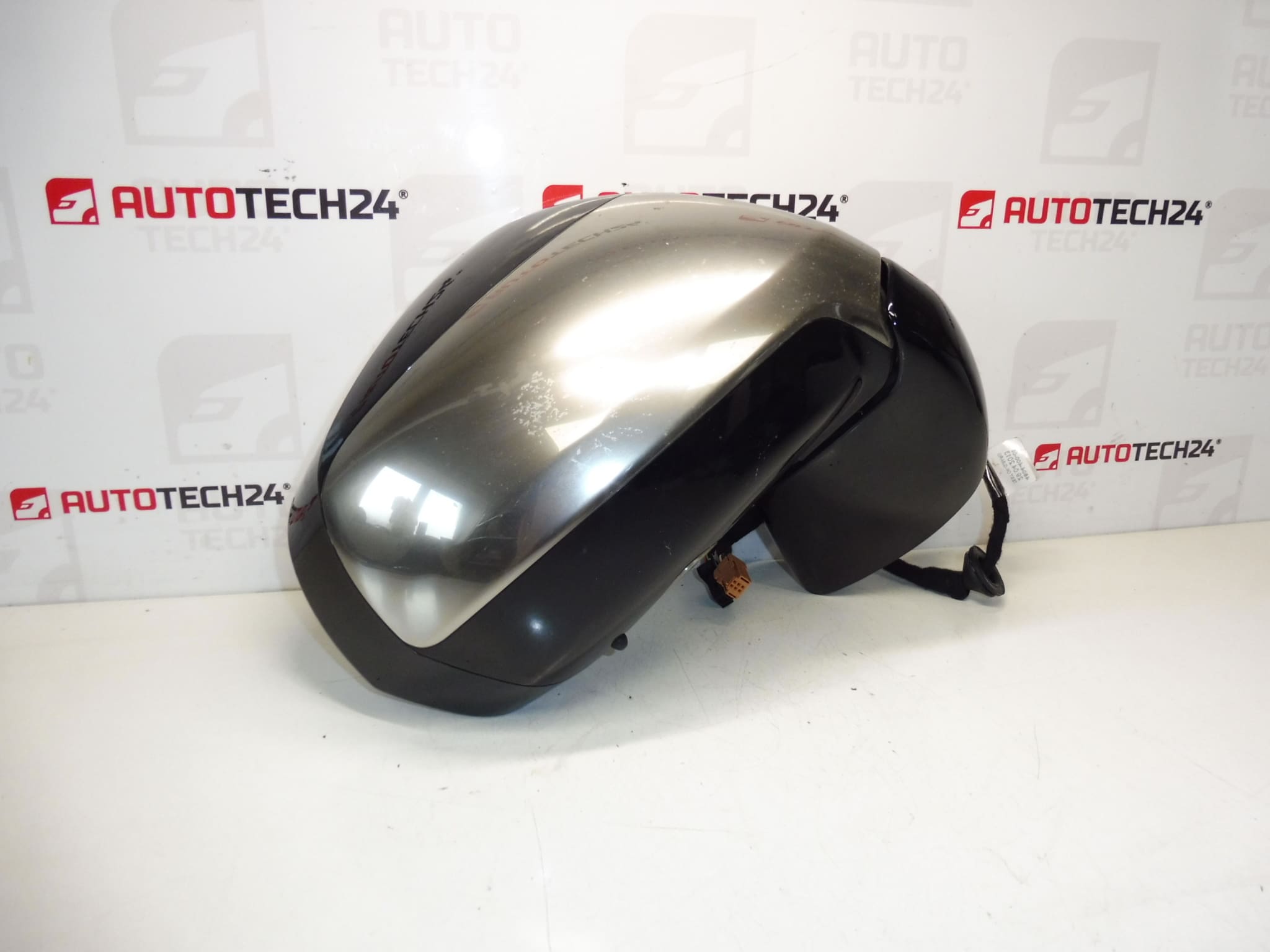 Desno ogledalo Chrome Citroën C3 Picasso 1609347580