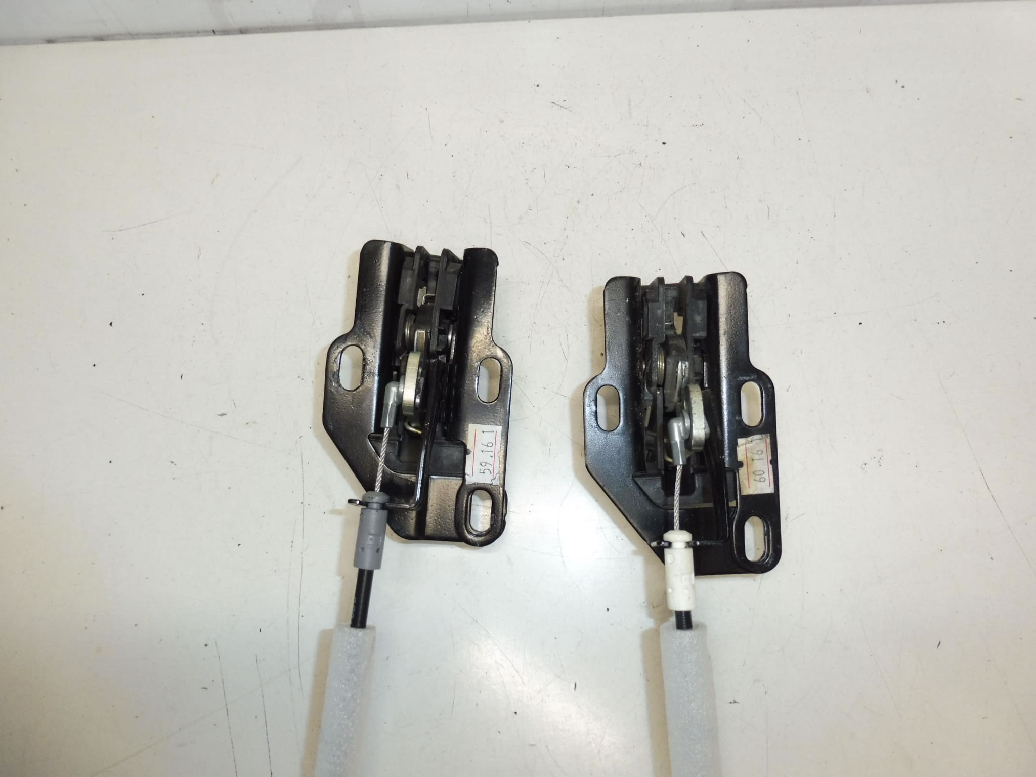 Komplet desnih stražnjih brava za stražnja vrata Citroën Berlingo III (8719F9, 8719E4) - Slika 2